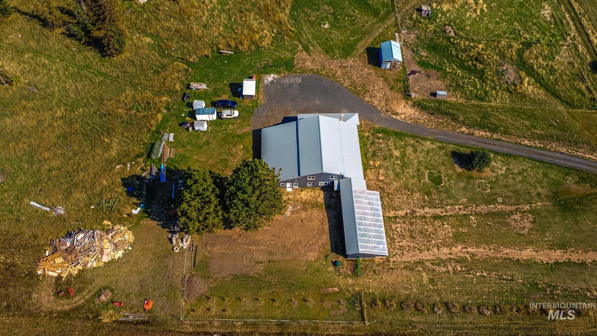 main property photo 45