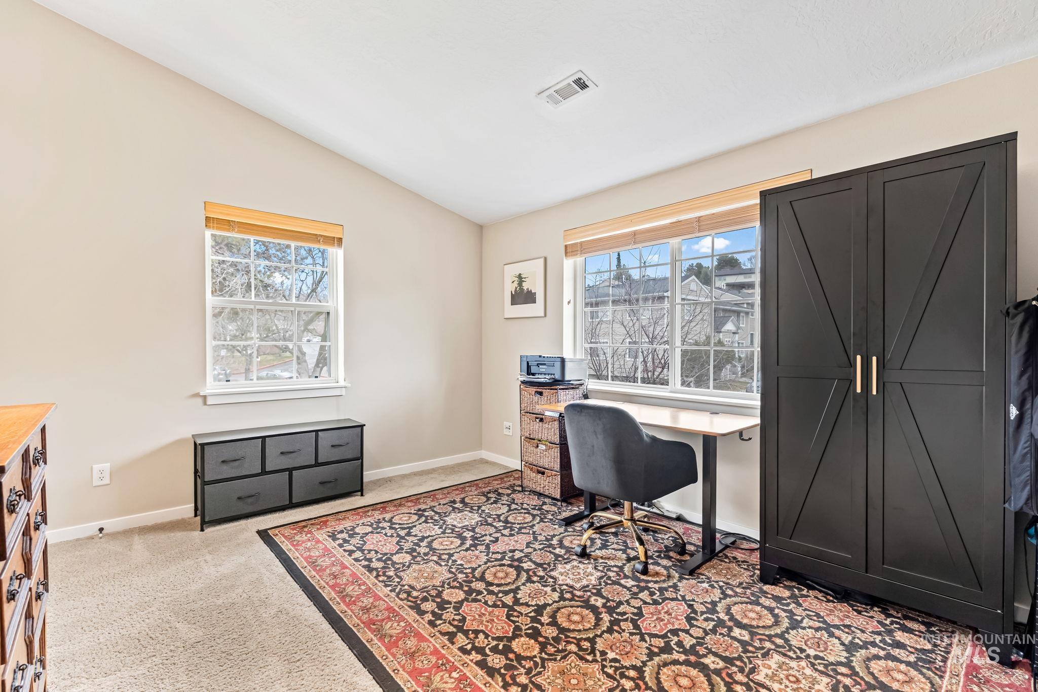 property viewer photo 17