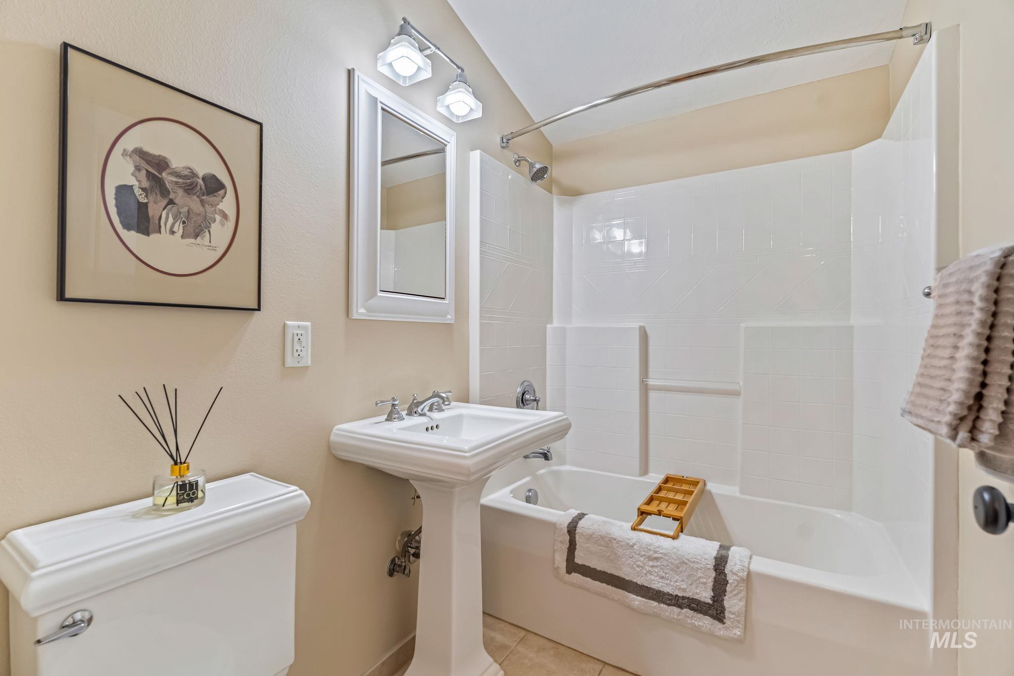 property viewer photo 19