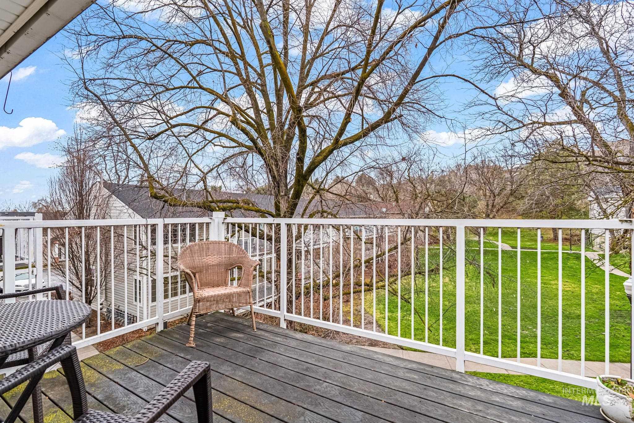 property viewer photo 20