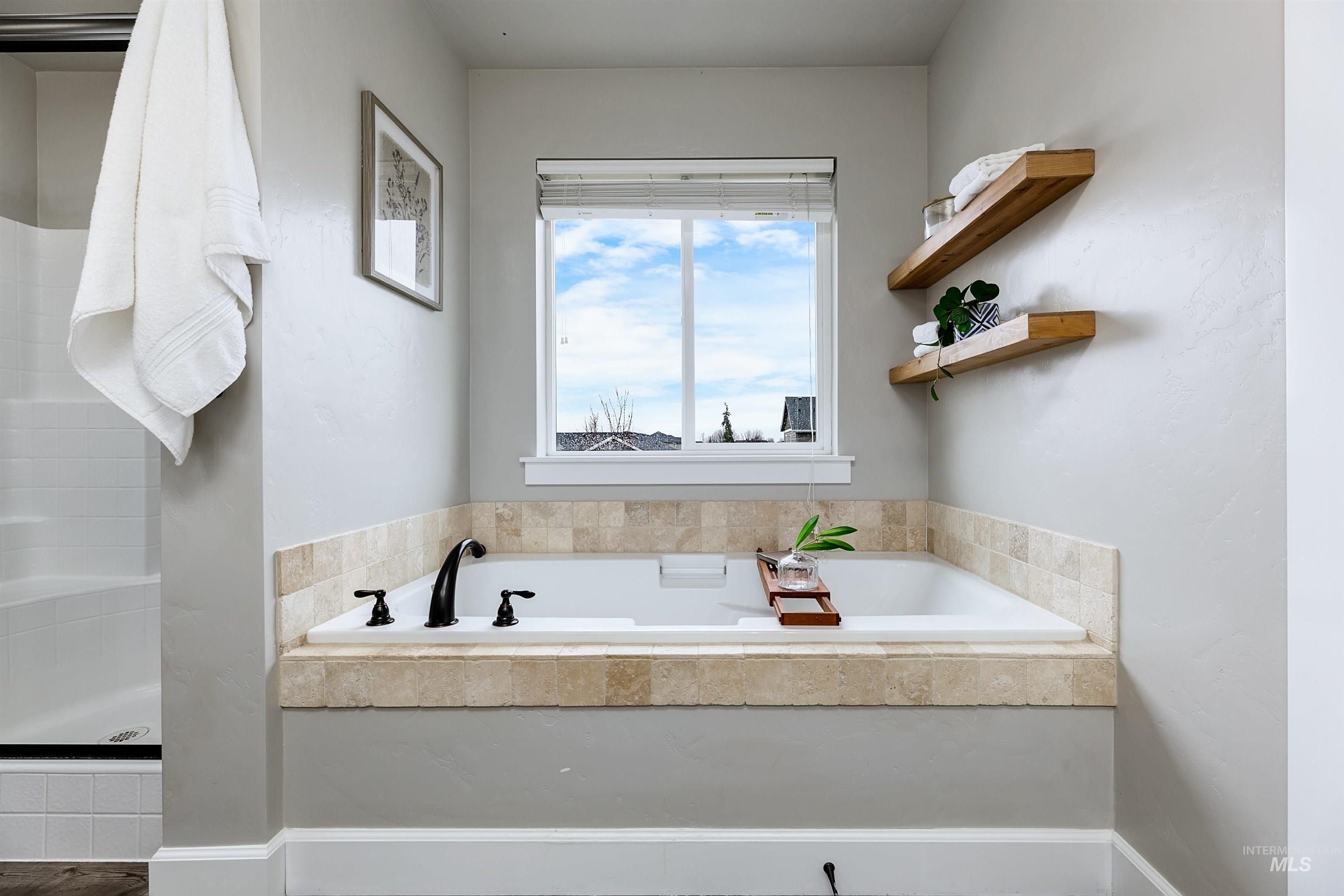 property viewer photo 14