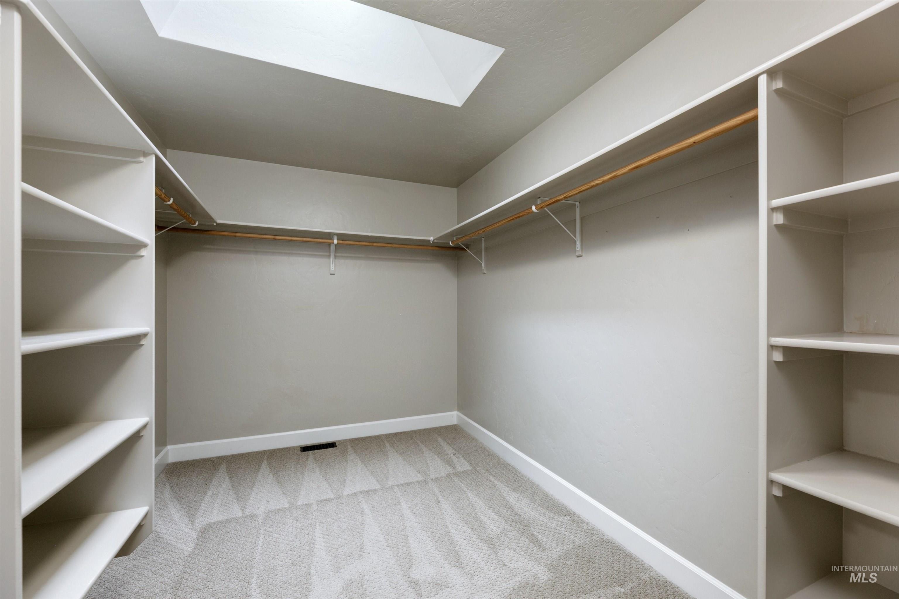 property viewer photo 16