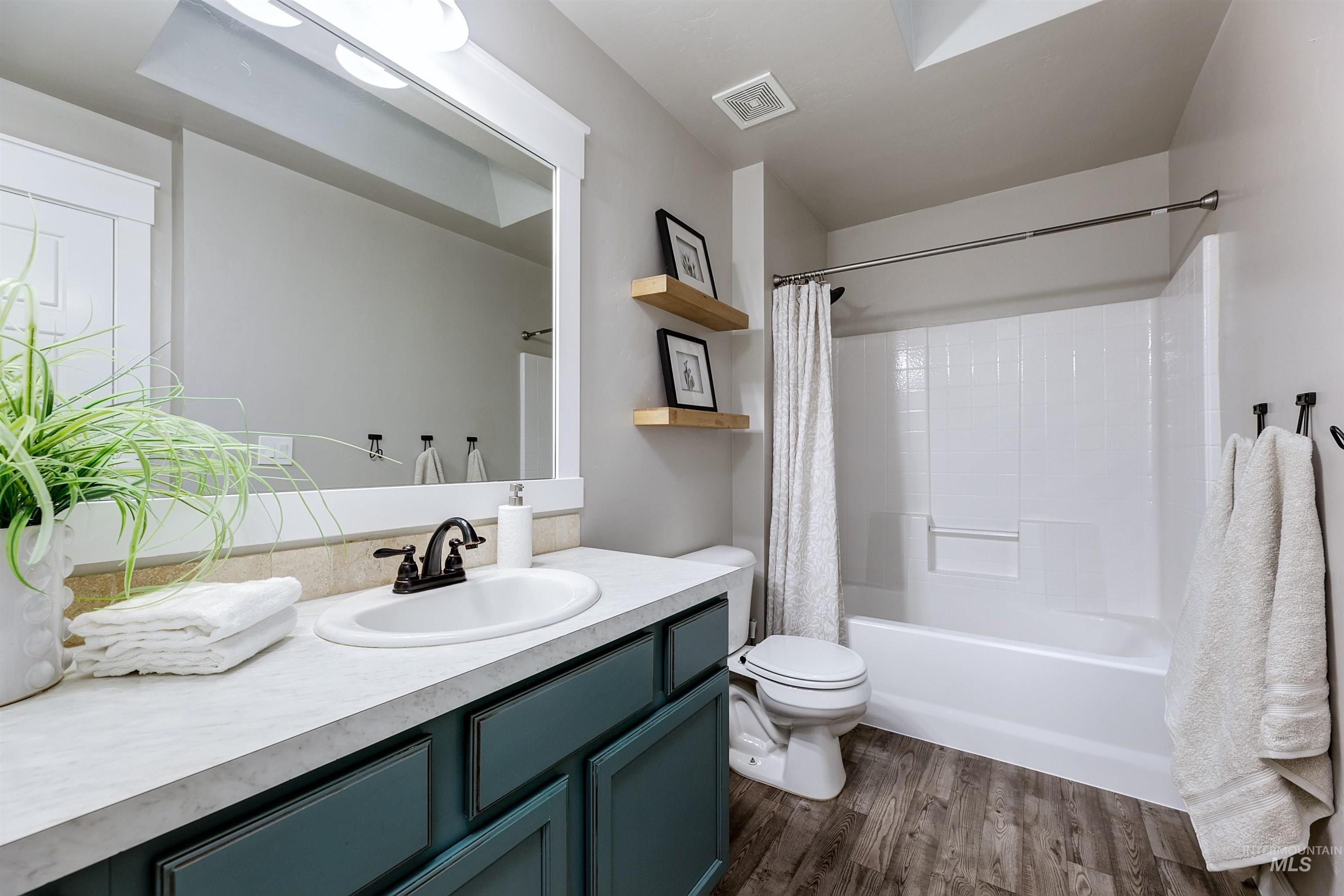 property viewer photo 26