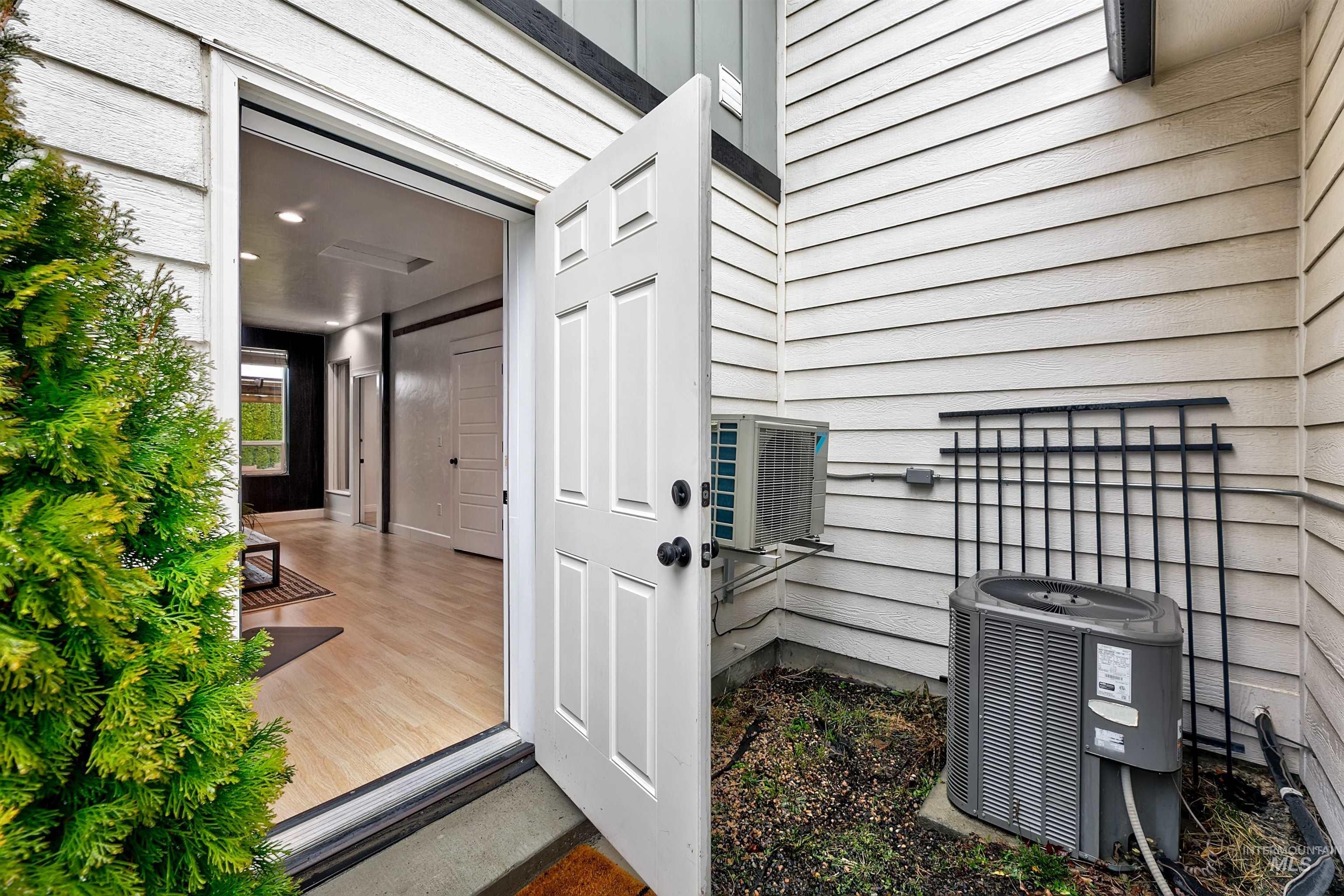 property viewer photo 29