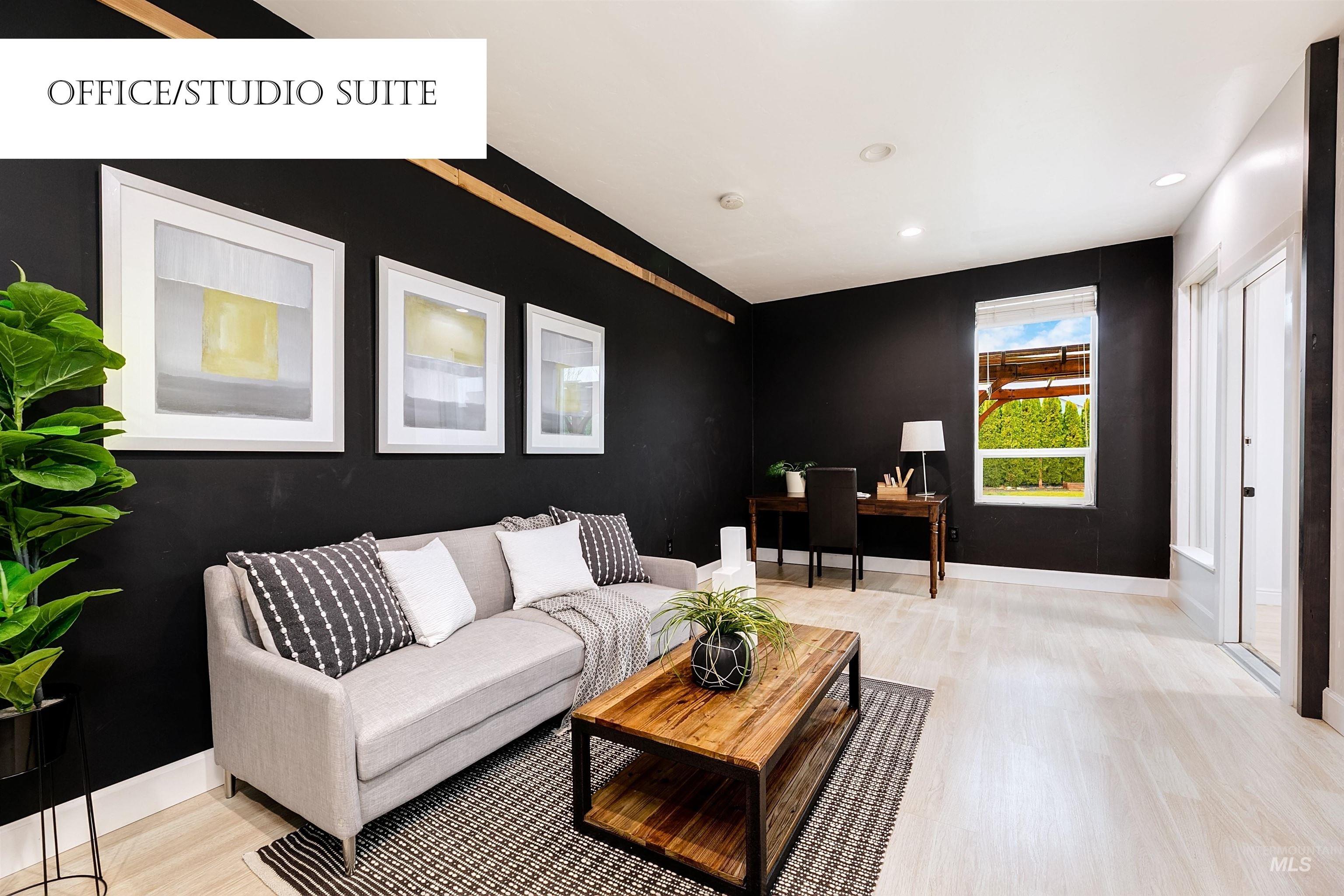 property viewer photo 31