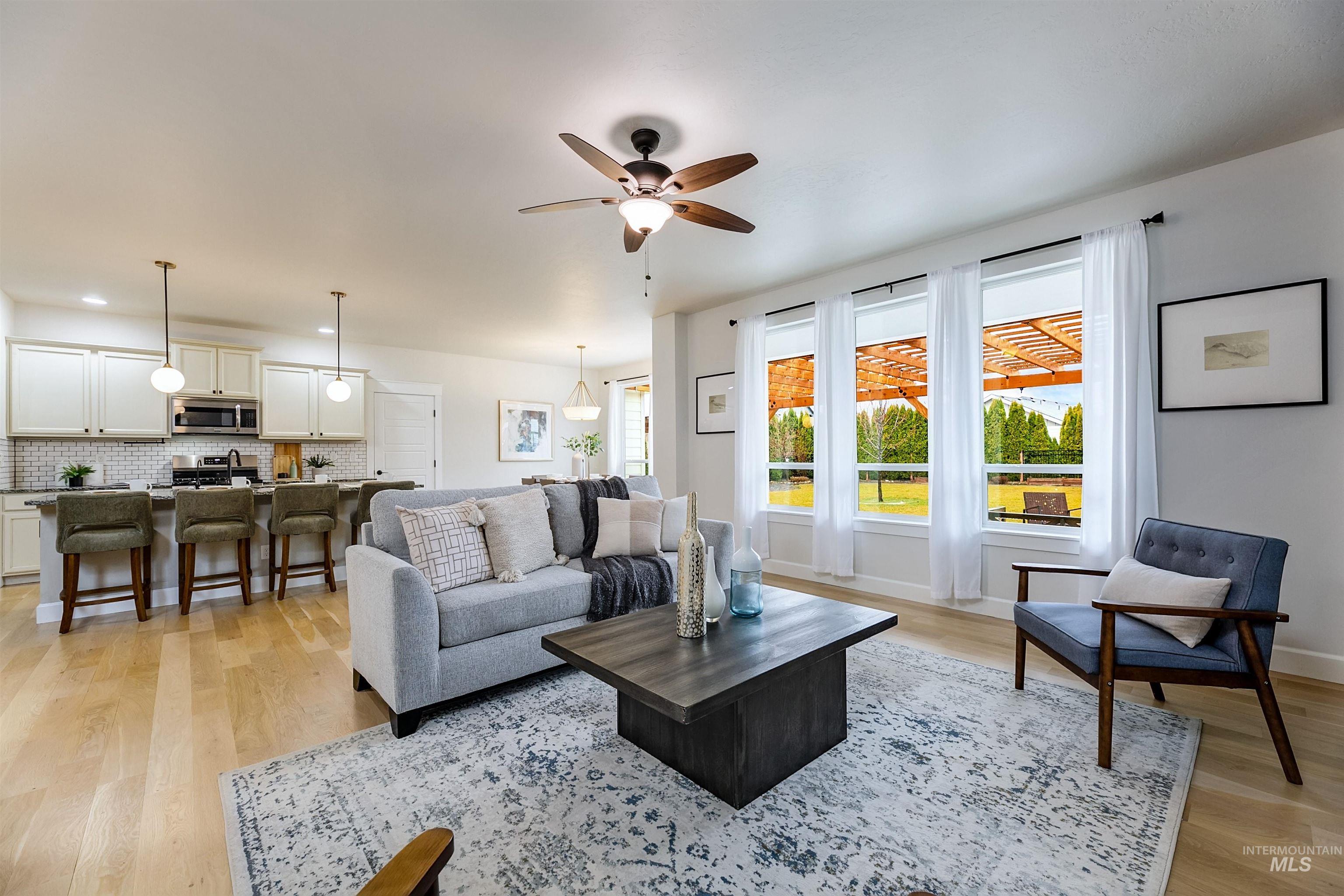 property viewer photo 4