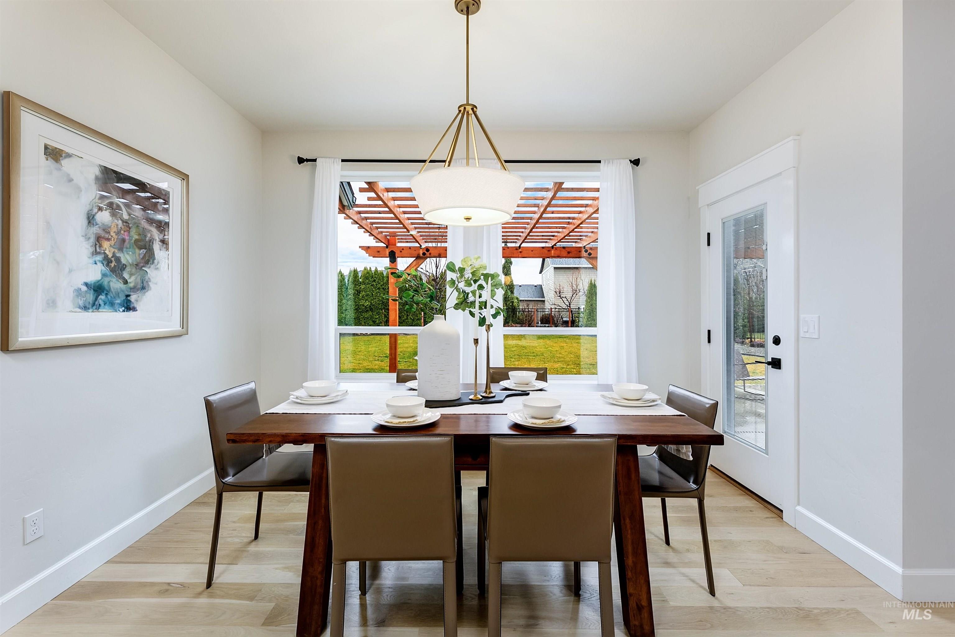 property viewer photo 9