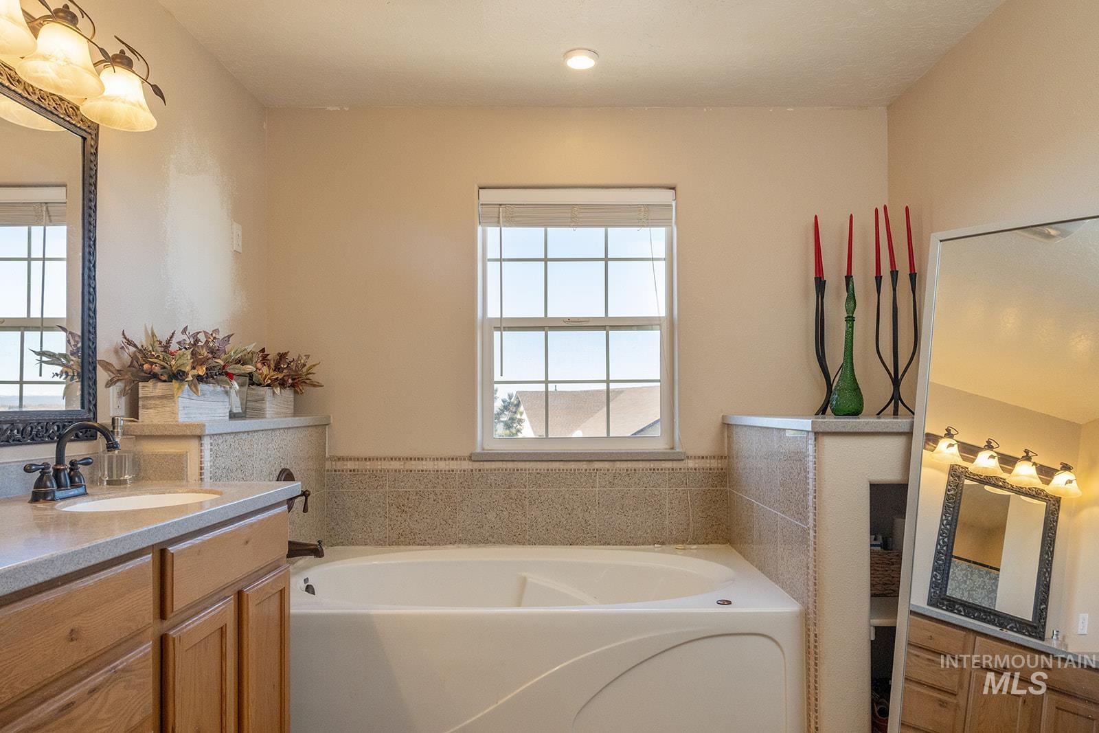 property viewer photo 23