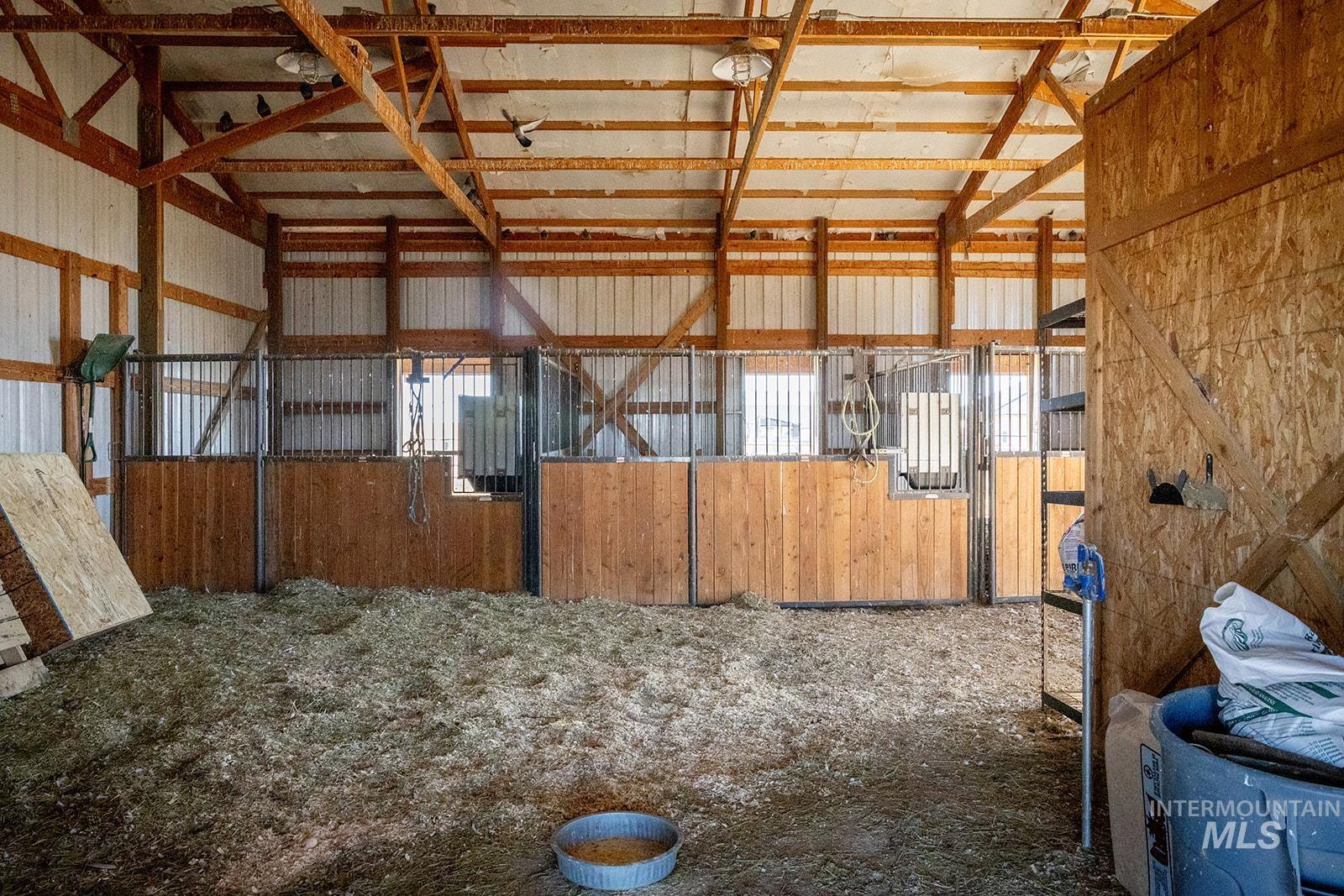 property viewer photo 35