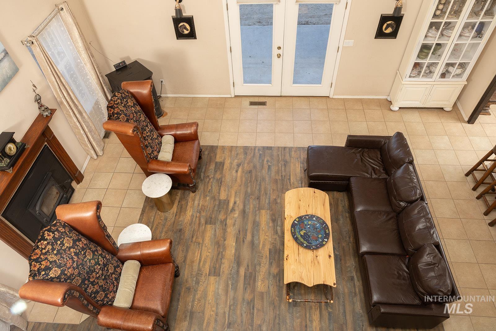property viewer photo 8