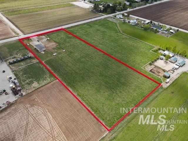 main property photo 22