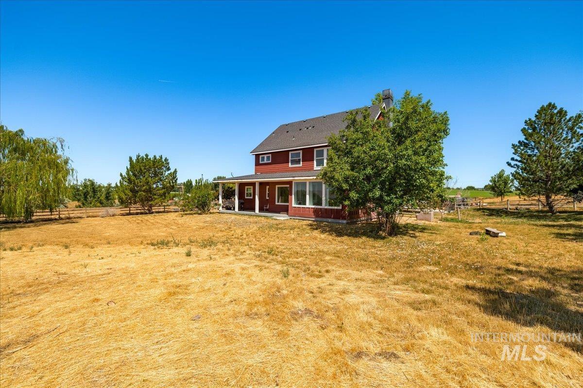 main property photo 41