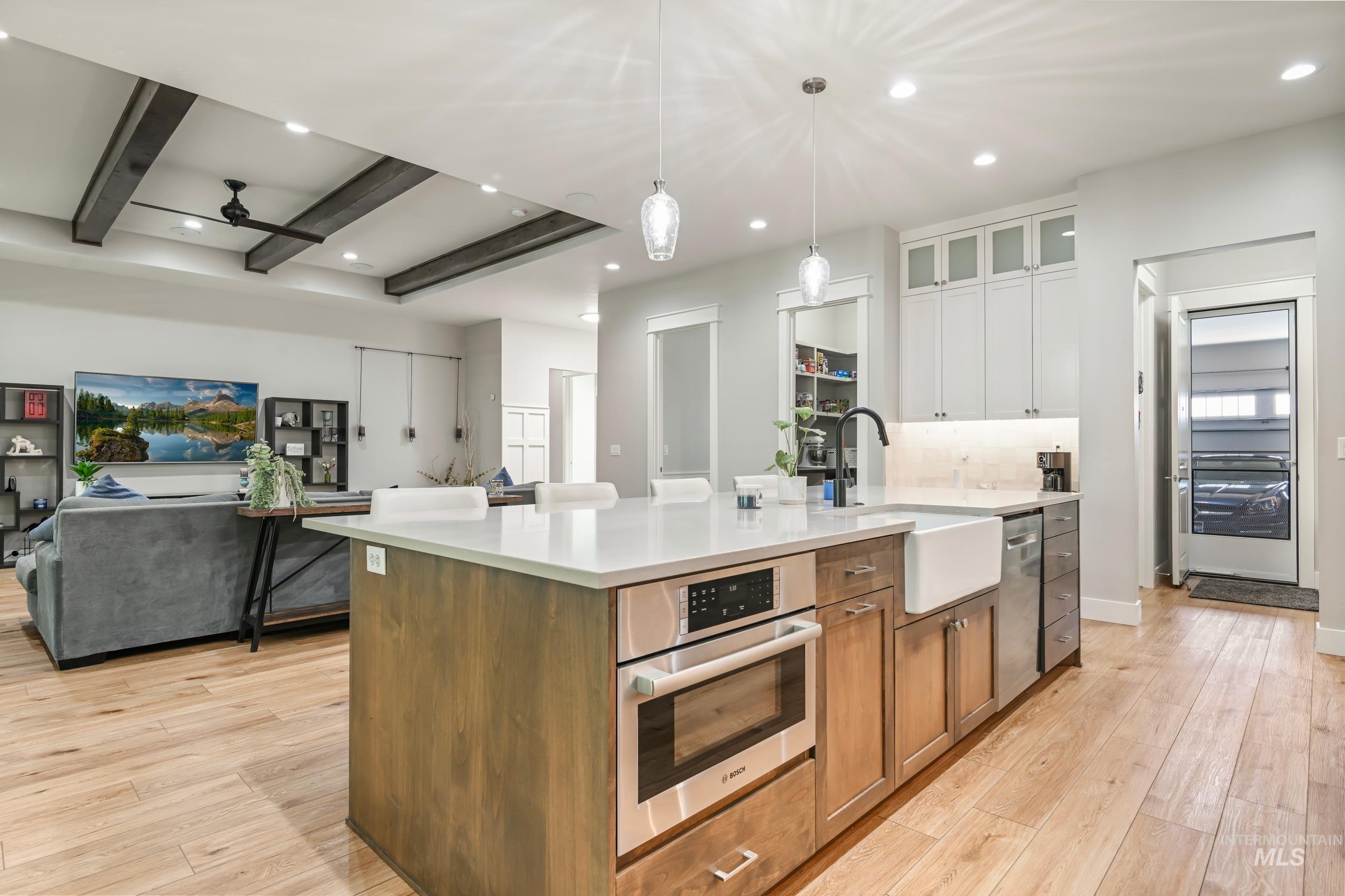 property viewer photo 15