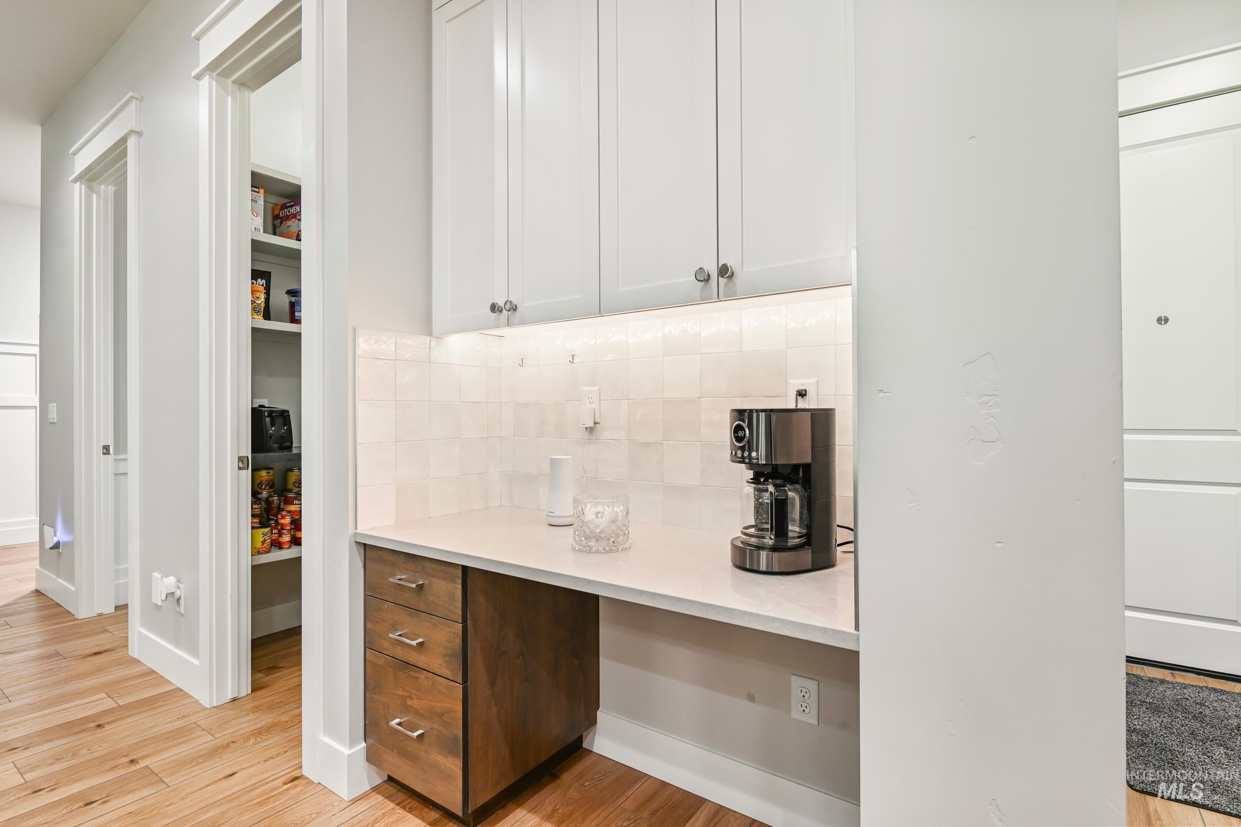 property viewer photo 17