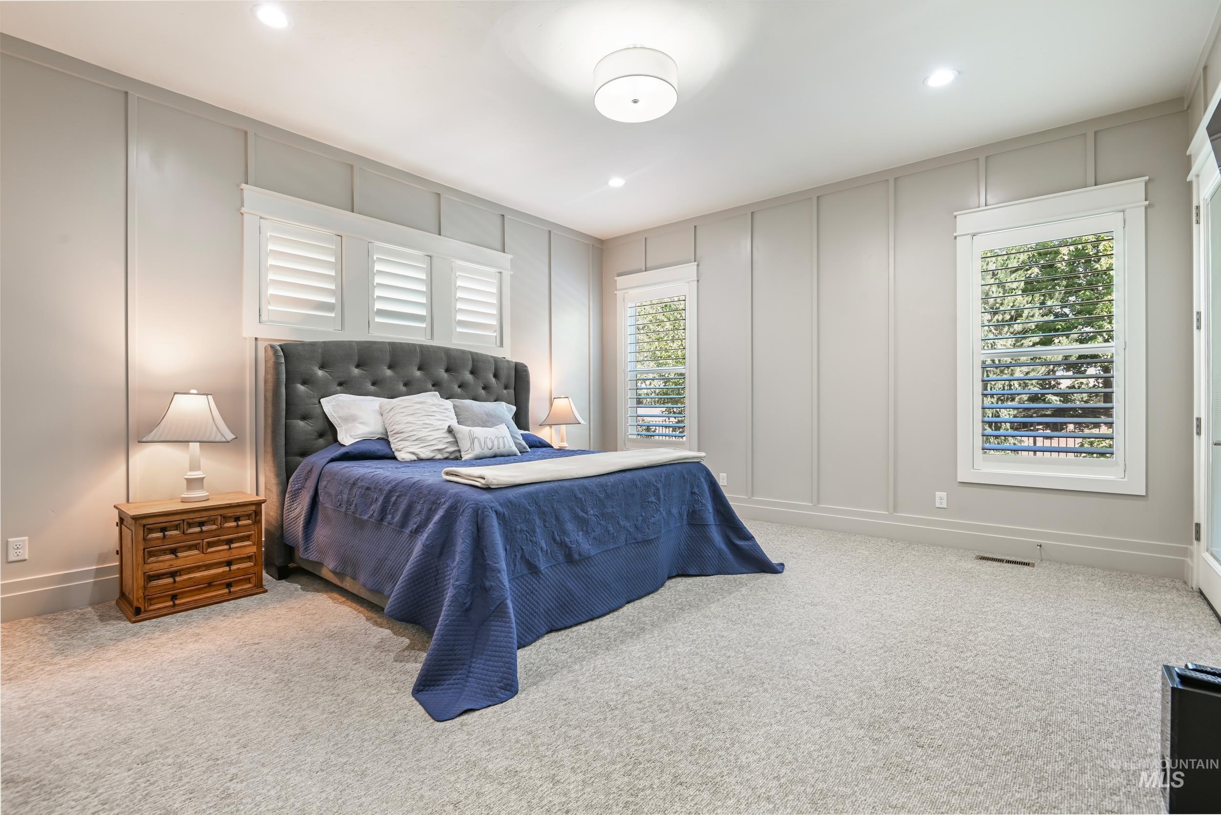 property viewer photo 4