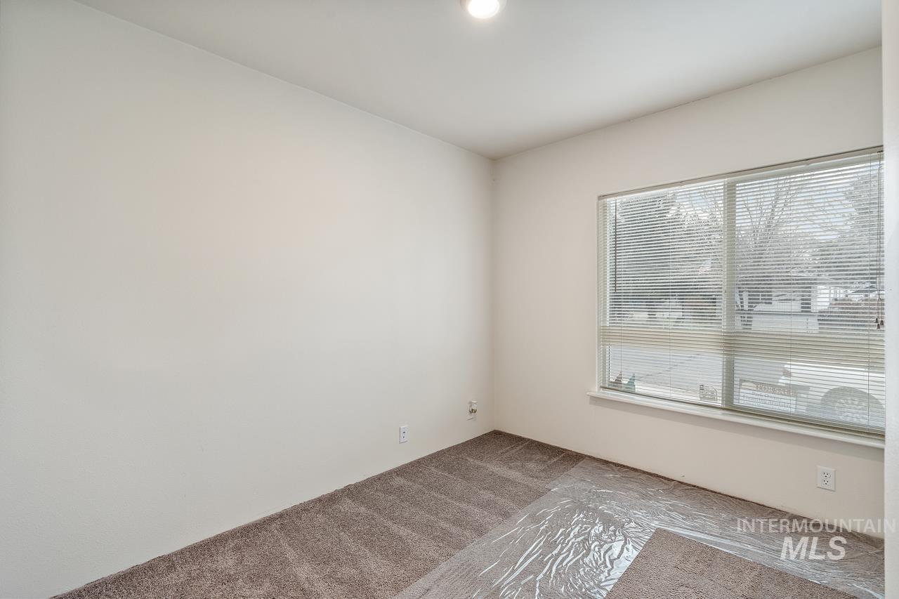 property viewer photo 17