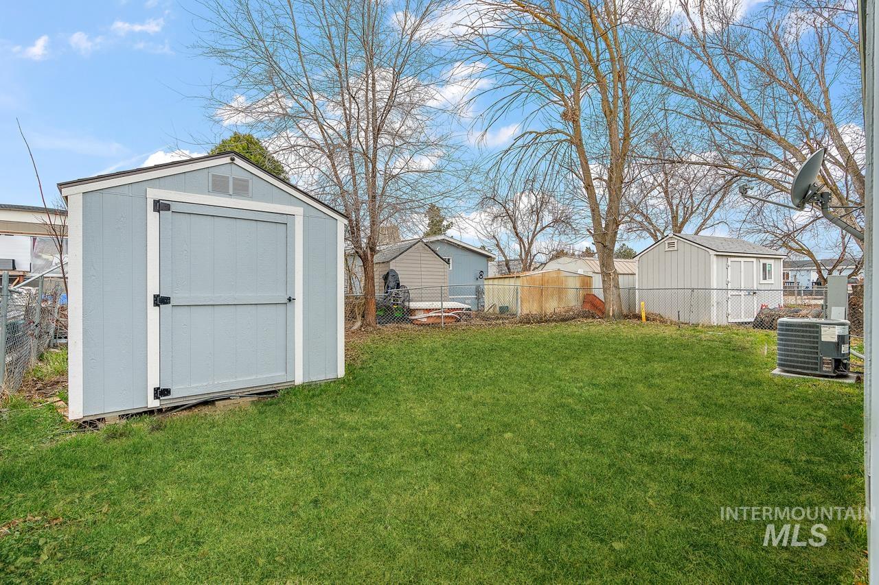 property viewer photo 24