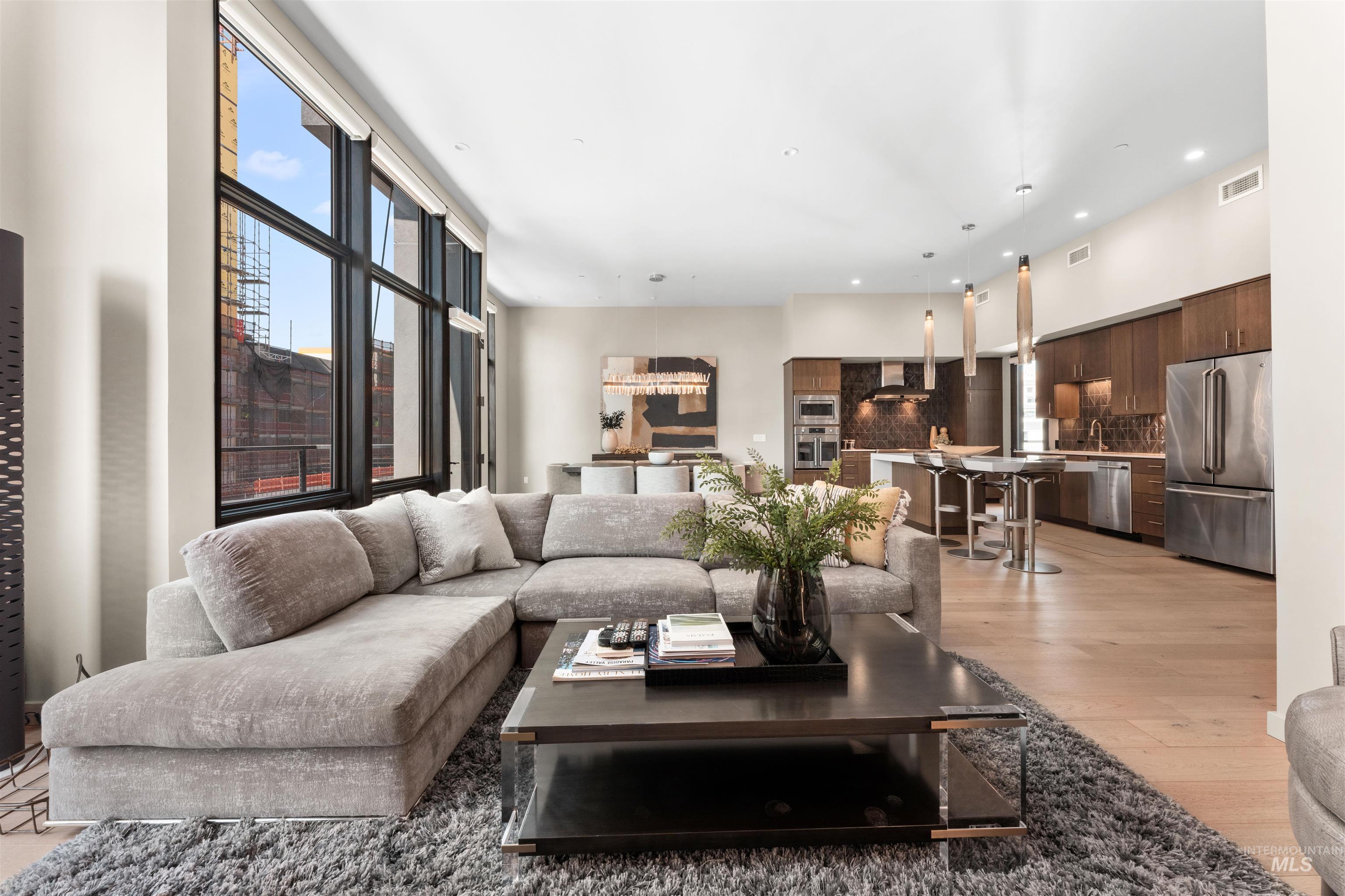 property viewer photo 17