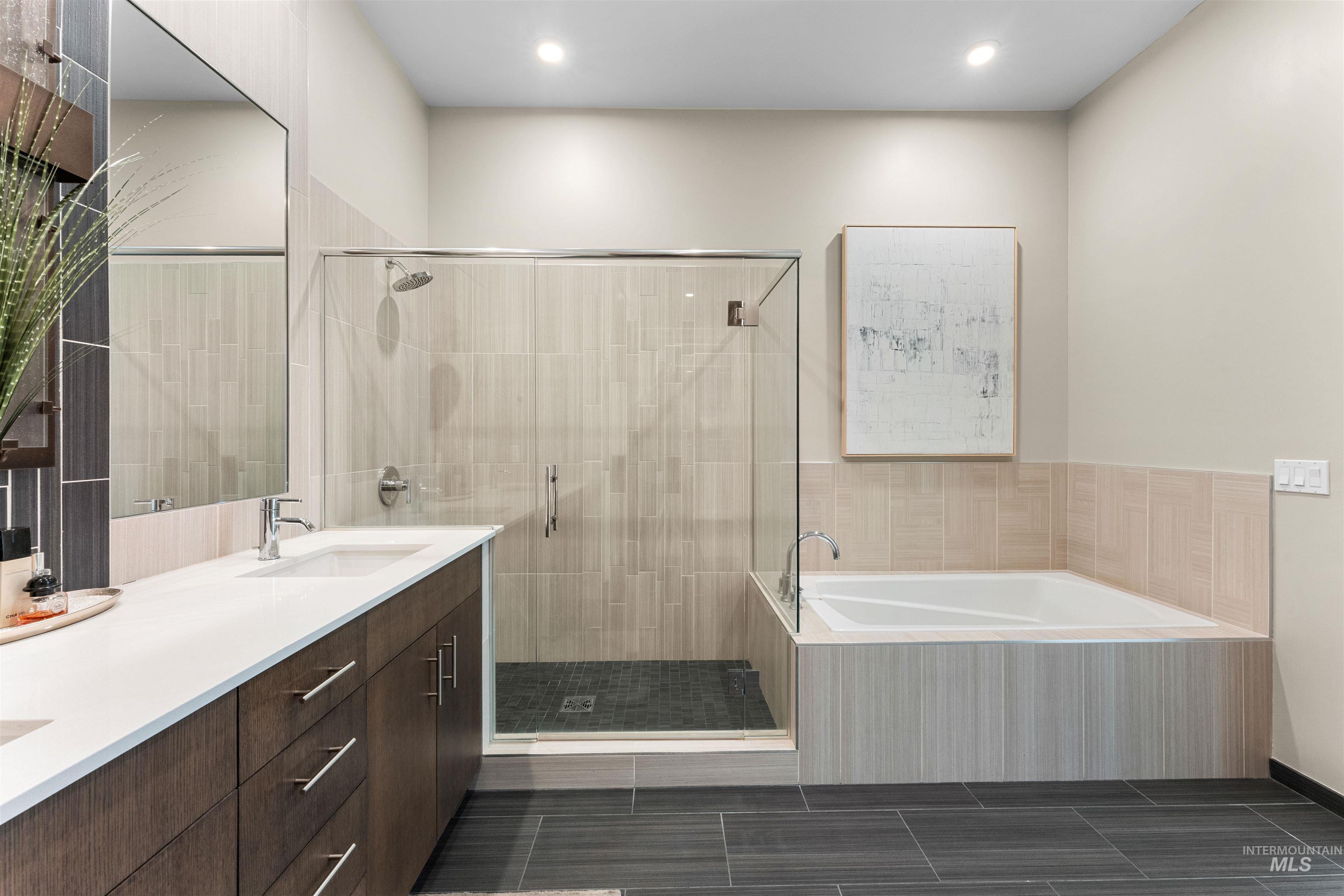 property viewer photo 25