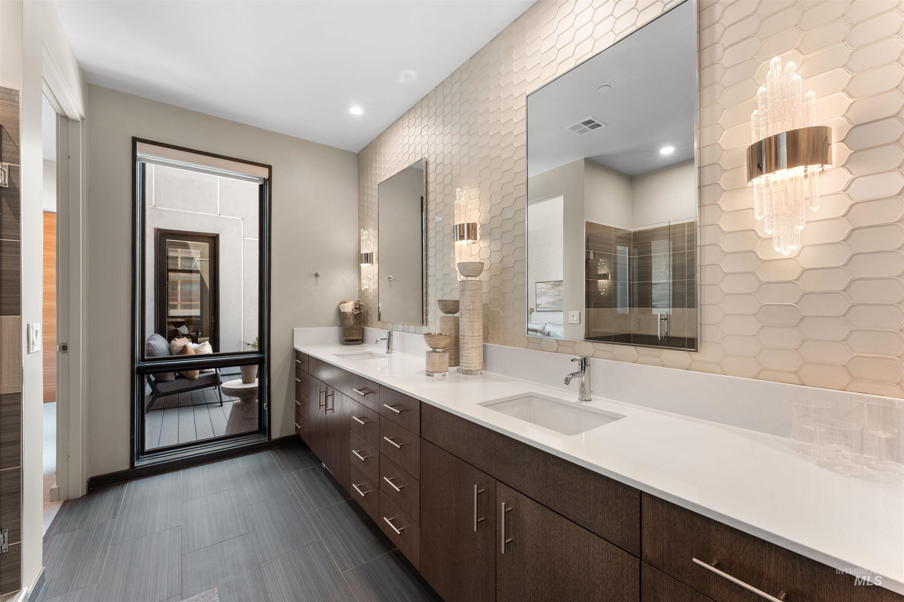 property viewer photo 29