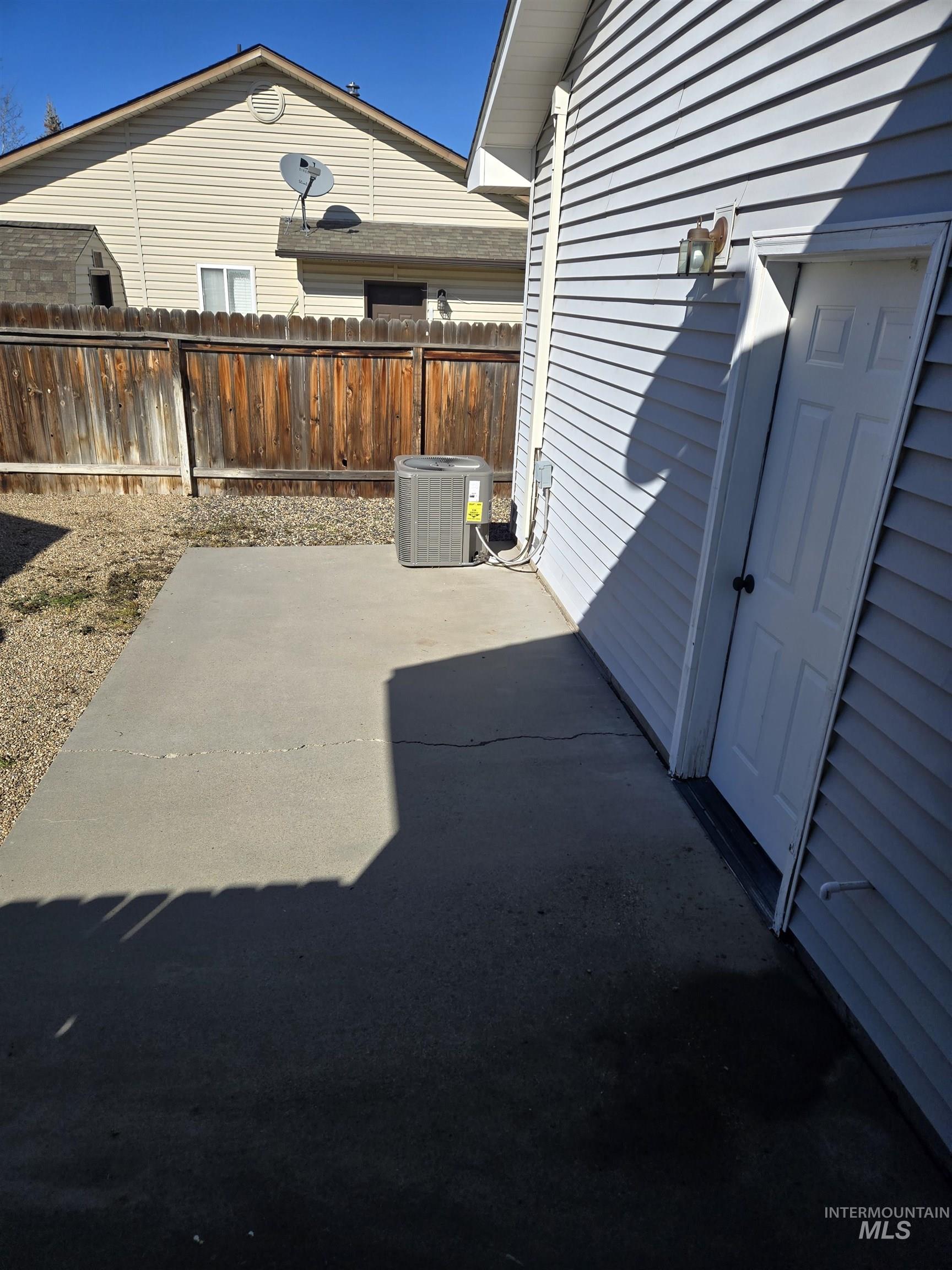 property viewer photo 12