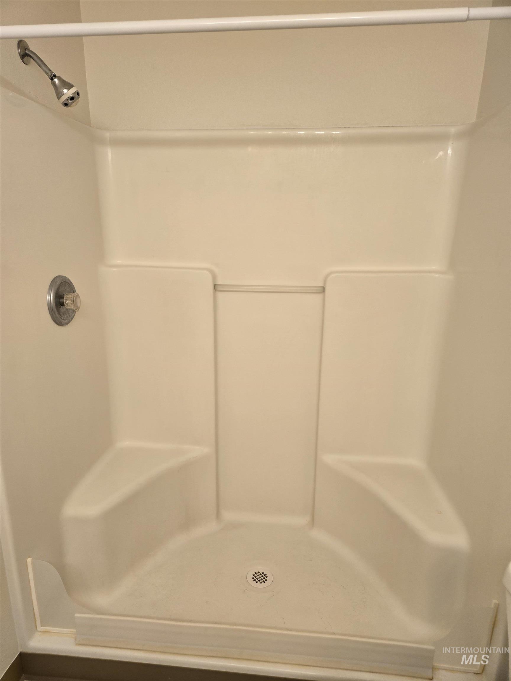 property viewer photo 23