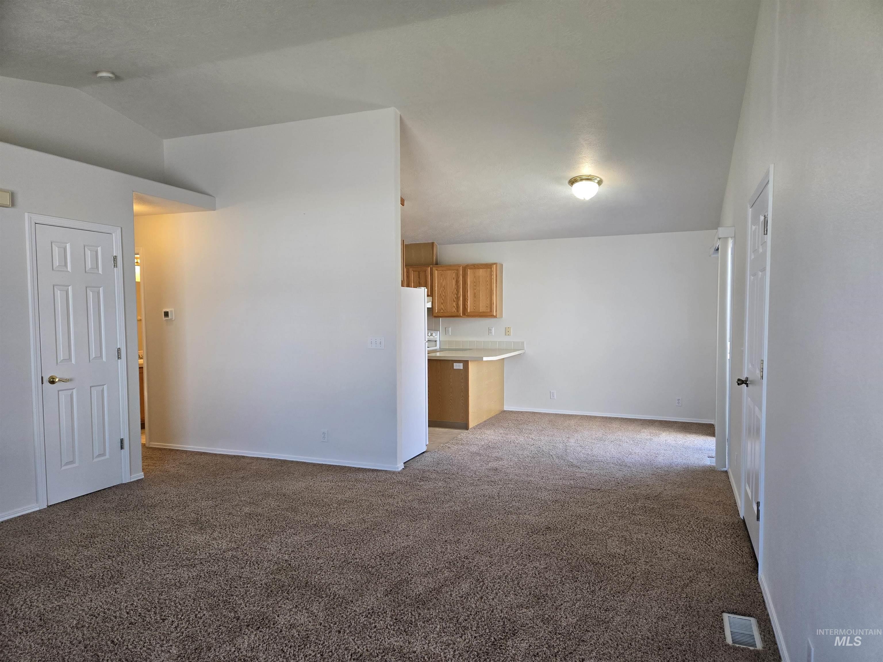 property viewer photo 5