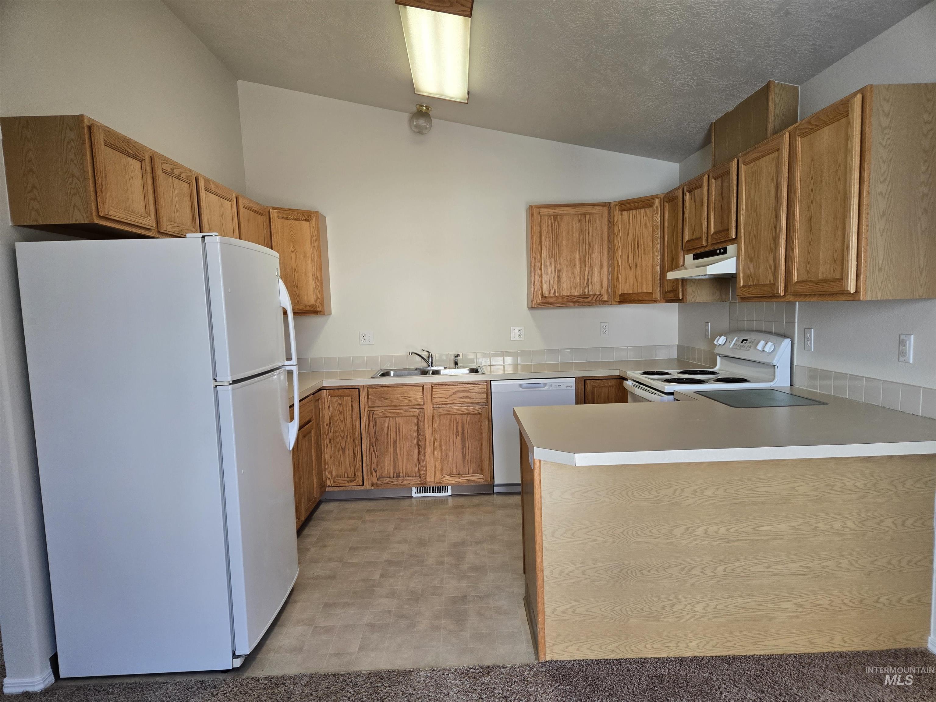 property viewer photo 7