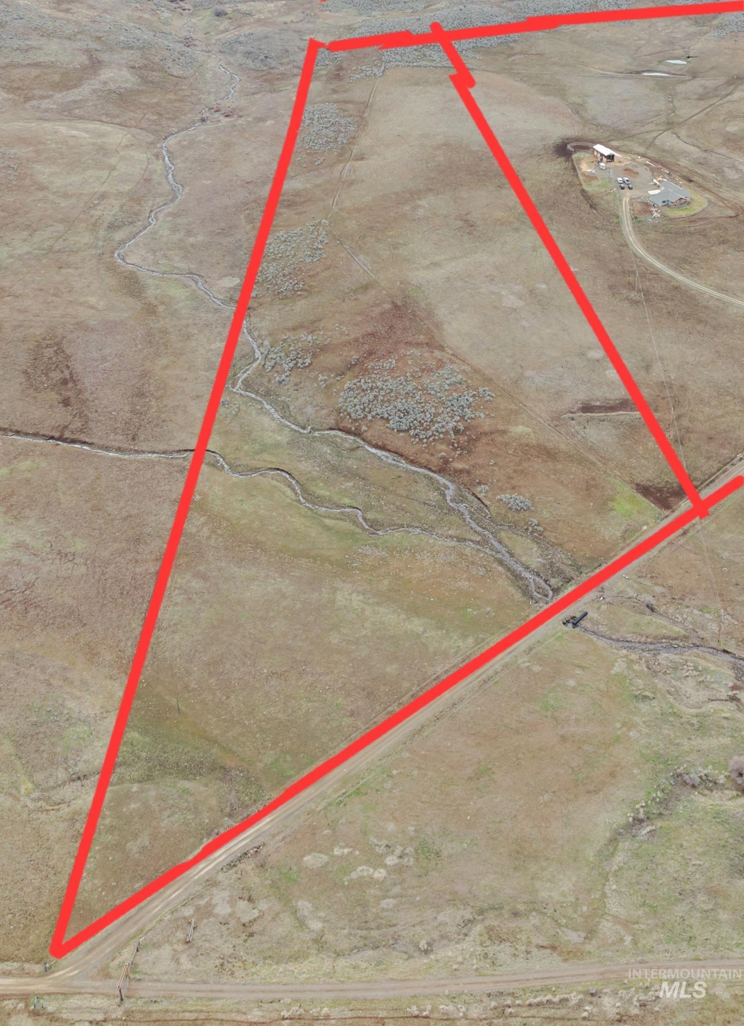 main property photo 16