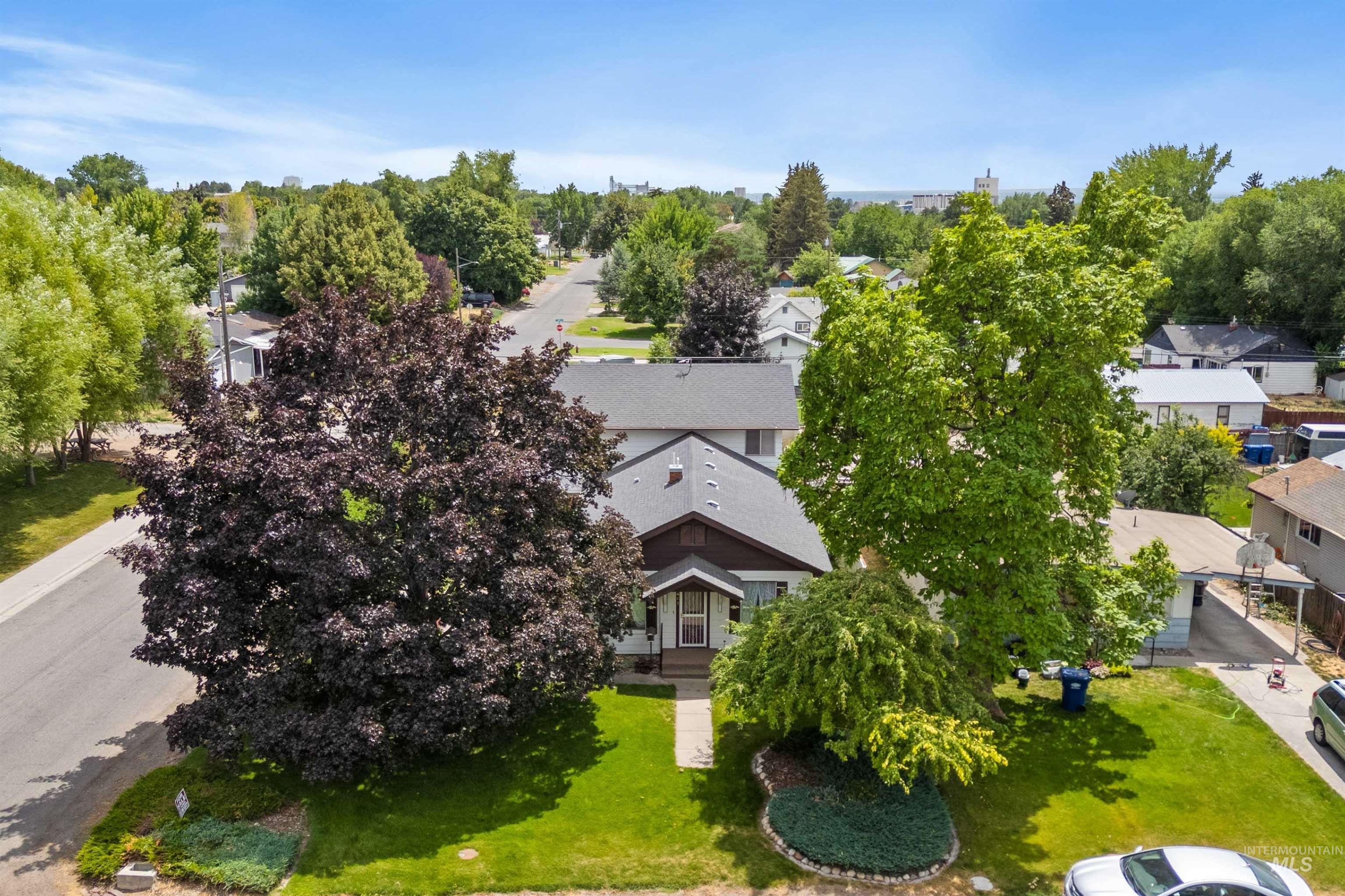 main property photo 32