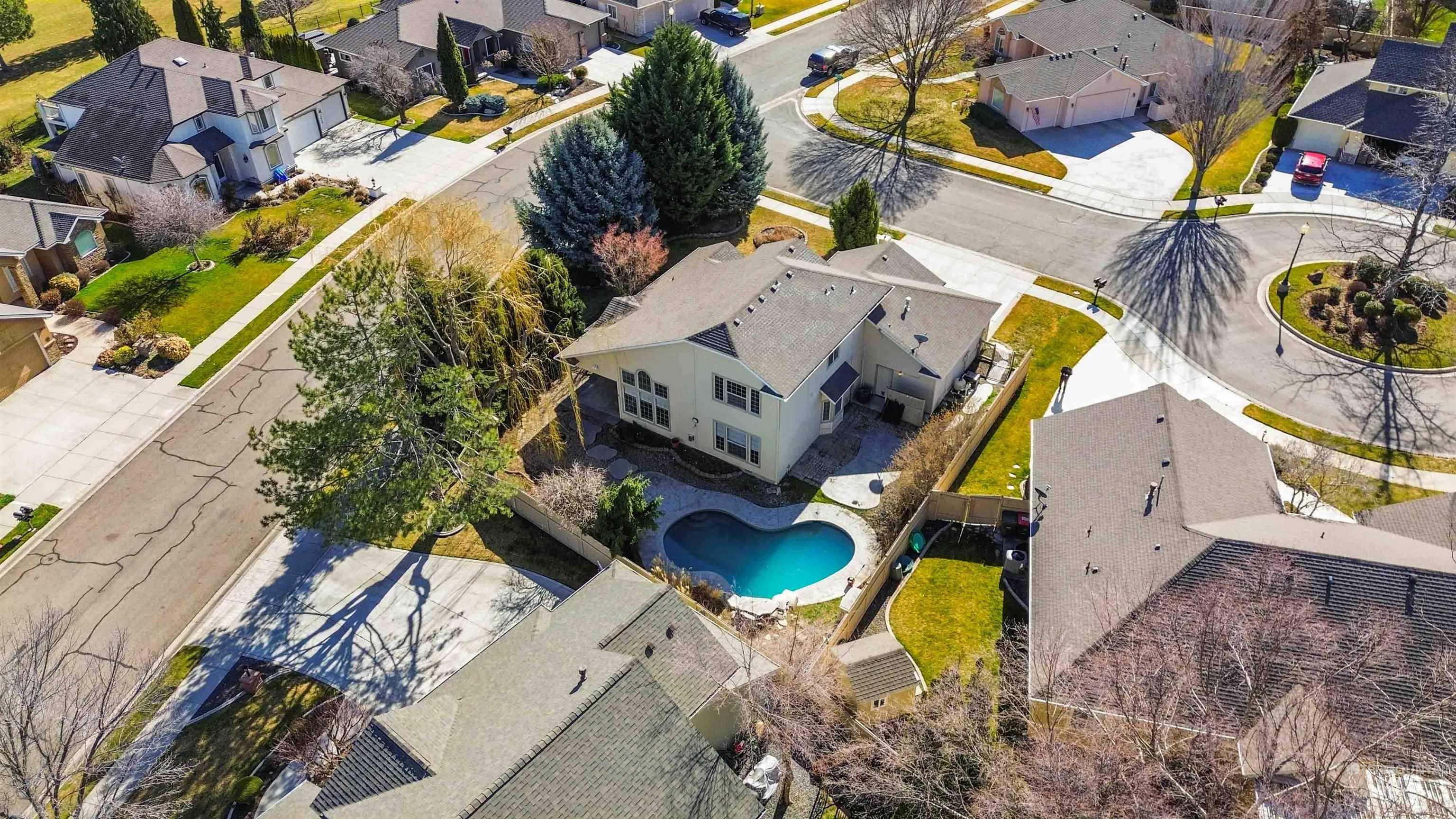 main property photo 43