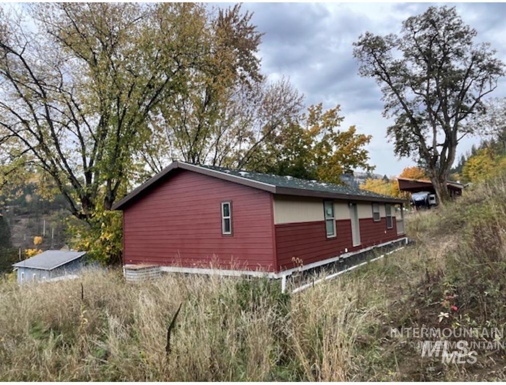 main property photo 4