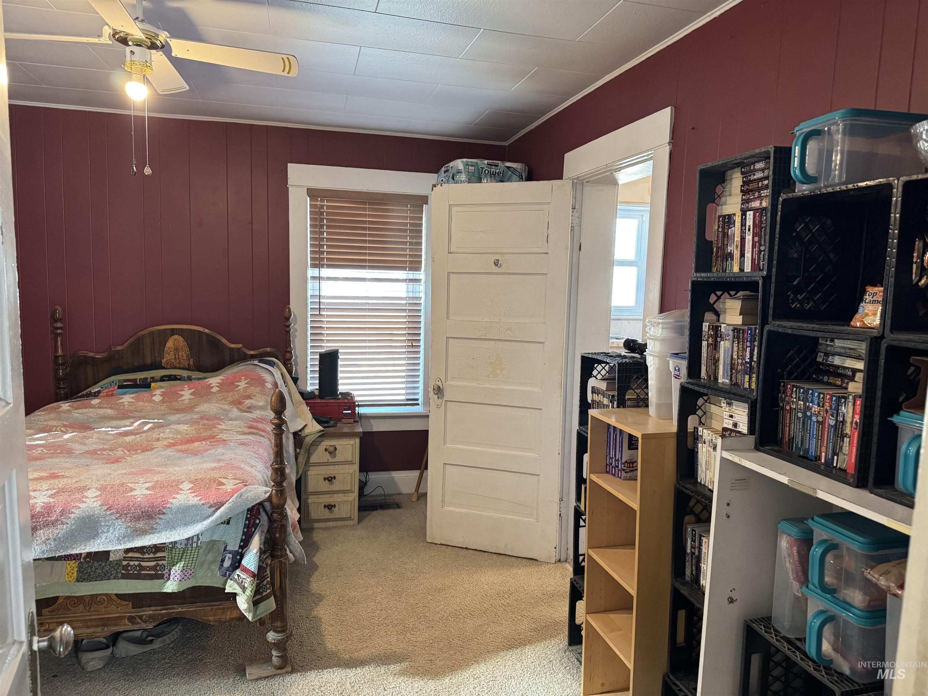 main property photo 19