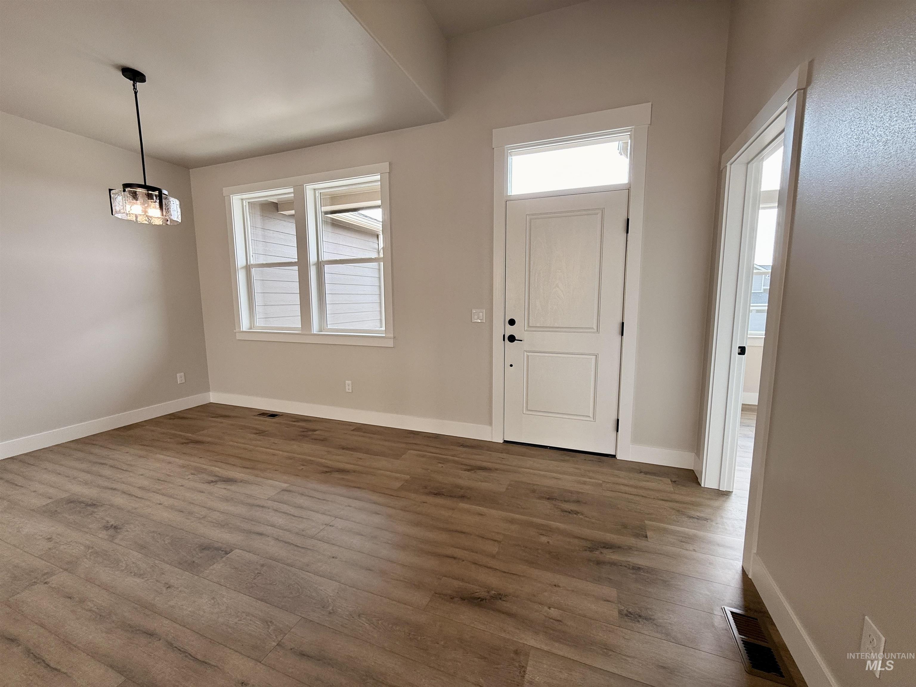 property viewer photo 1