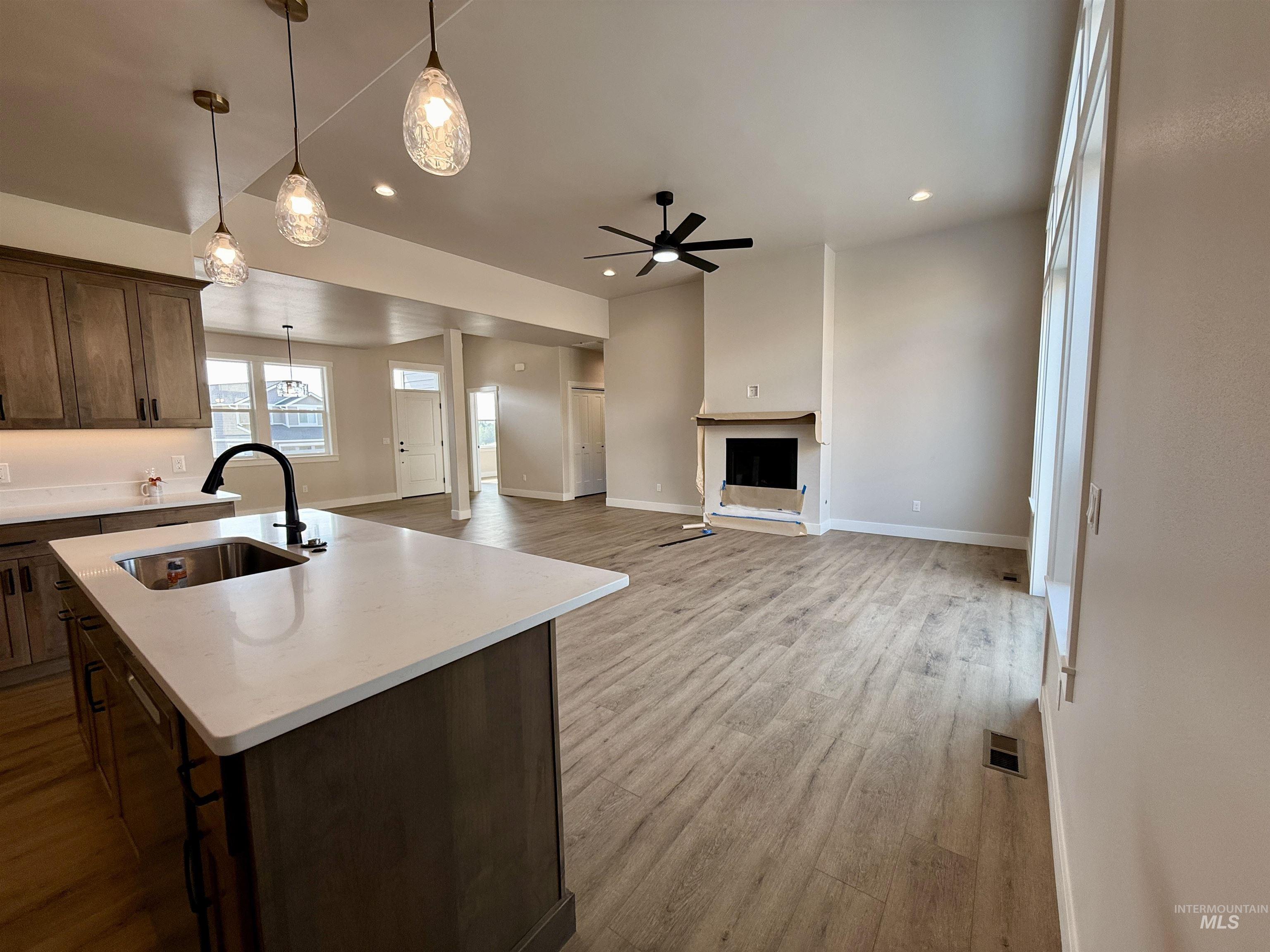 property viewer photo 10