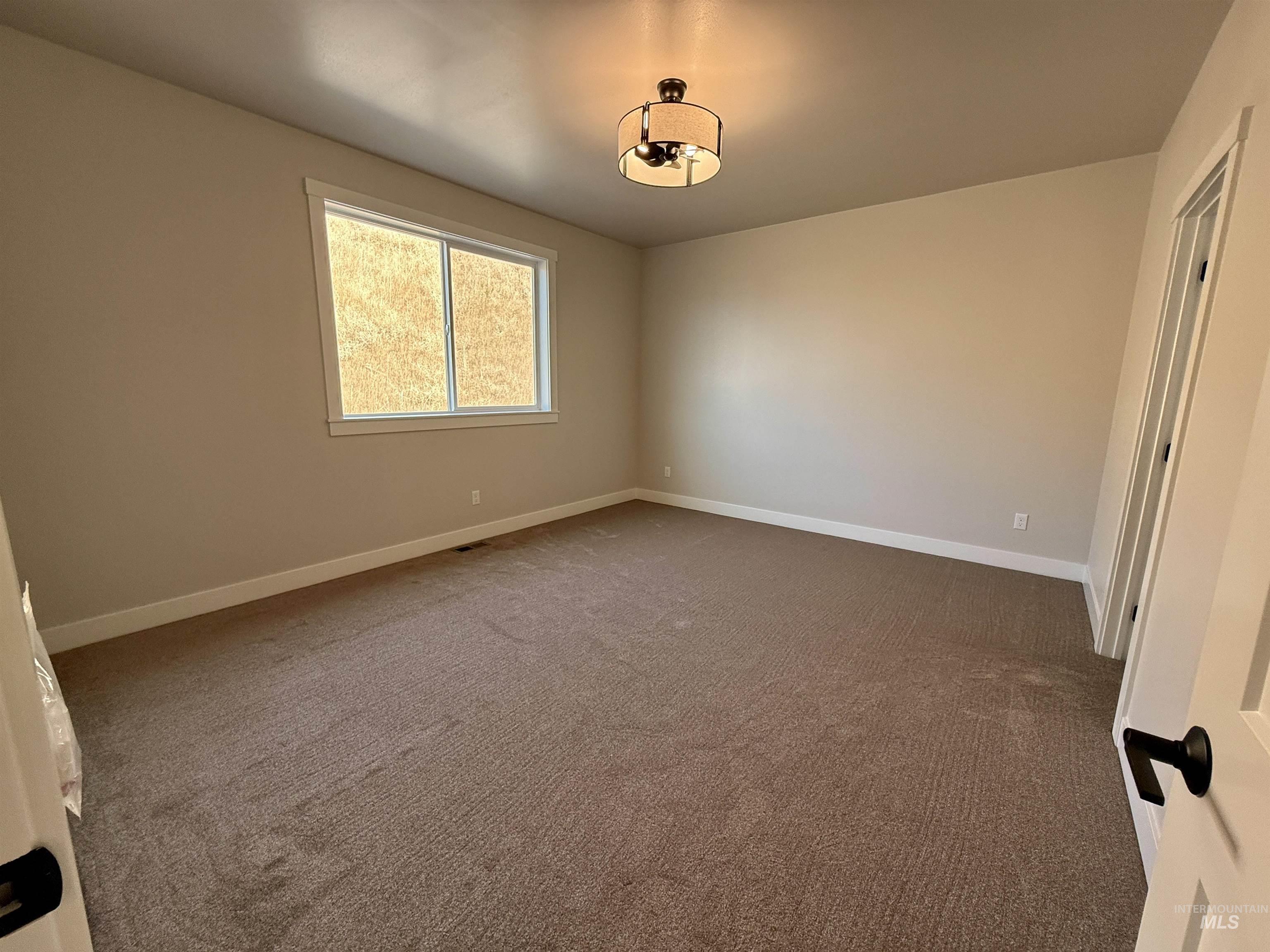 property viewer photo 15