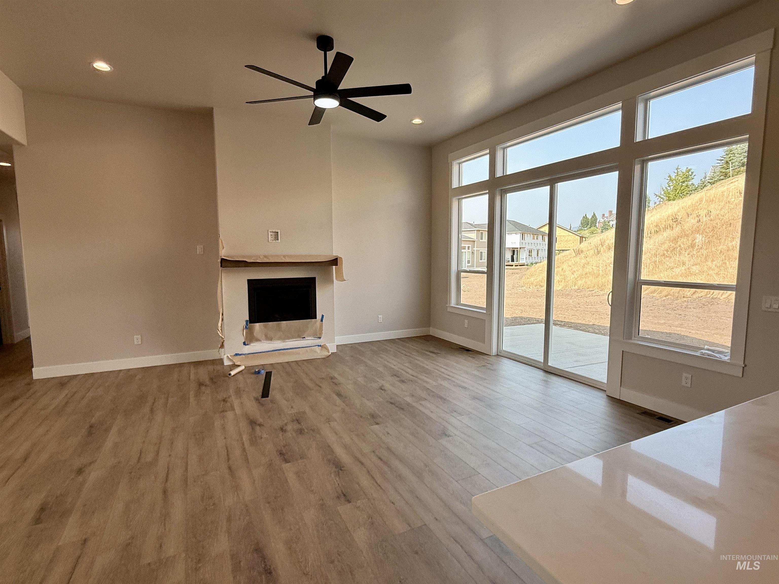 property viewer photo 5