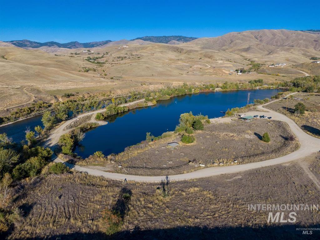 main property photo 8