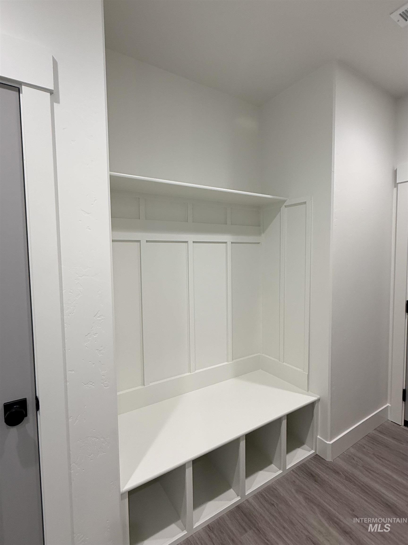 property viewer photo 14