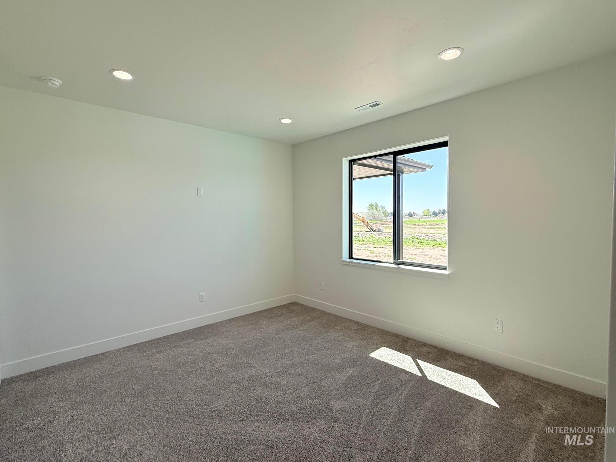 property viewer photo 7