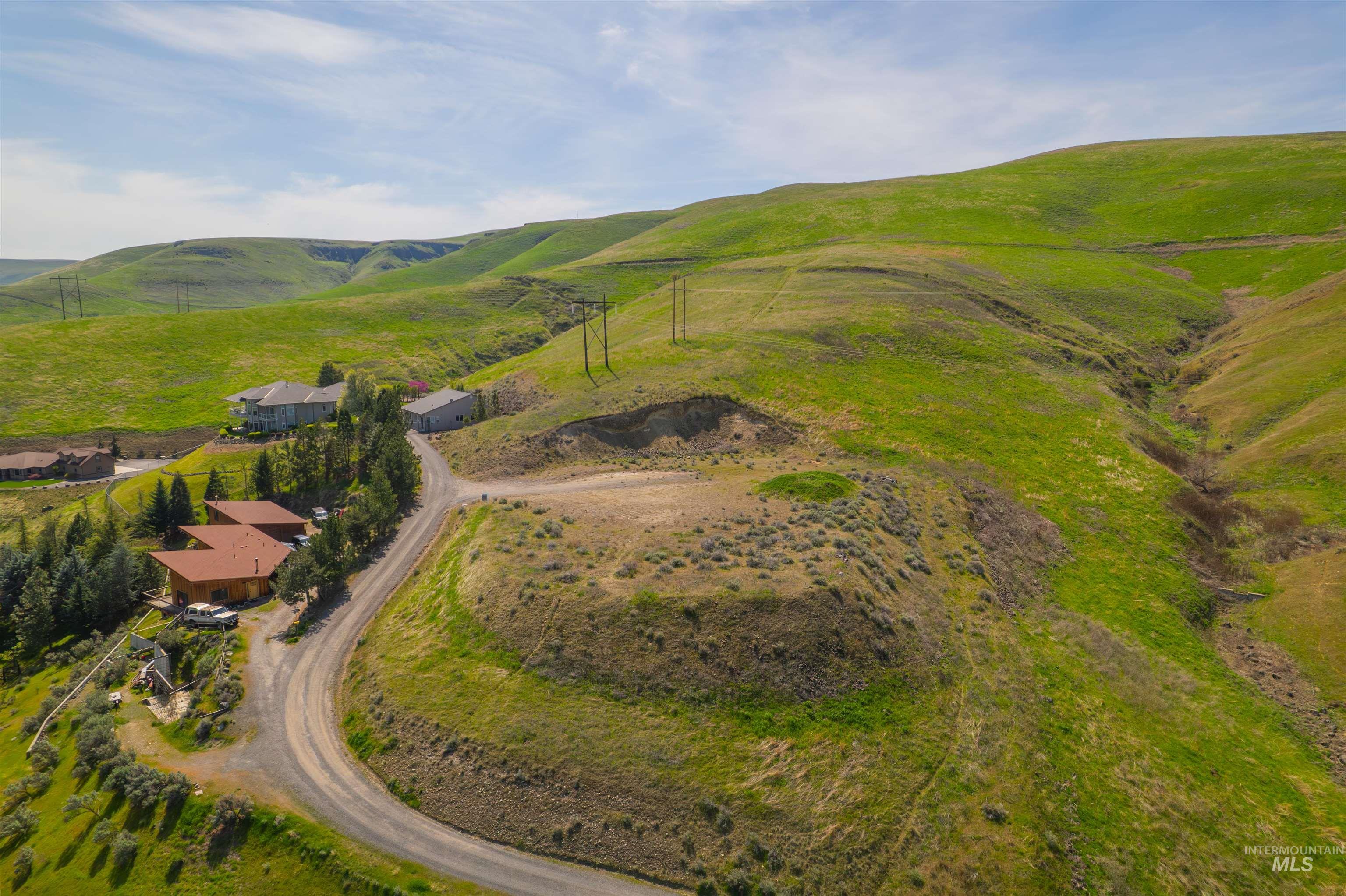 main property photo 15