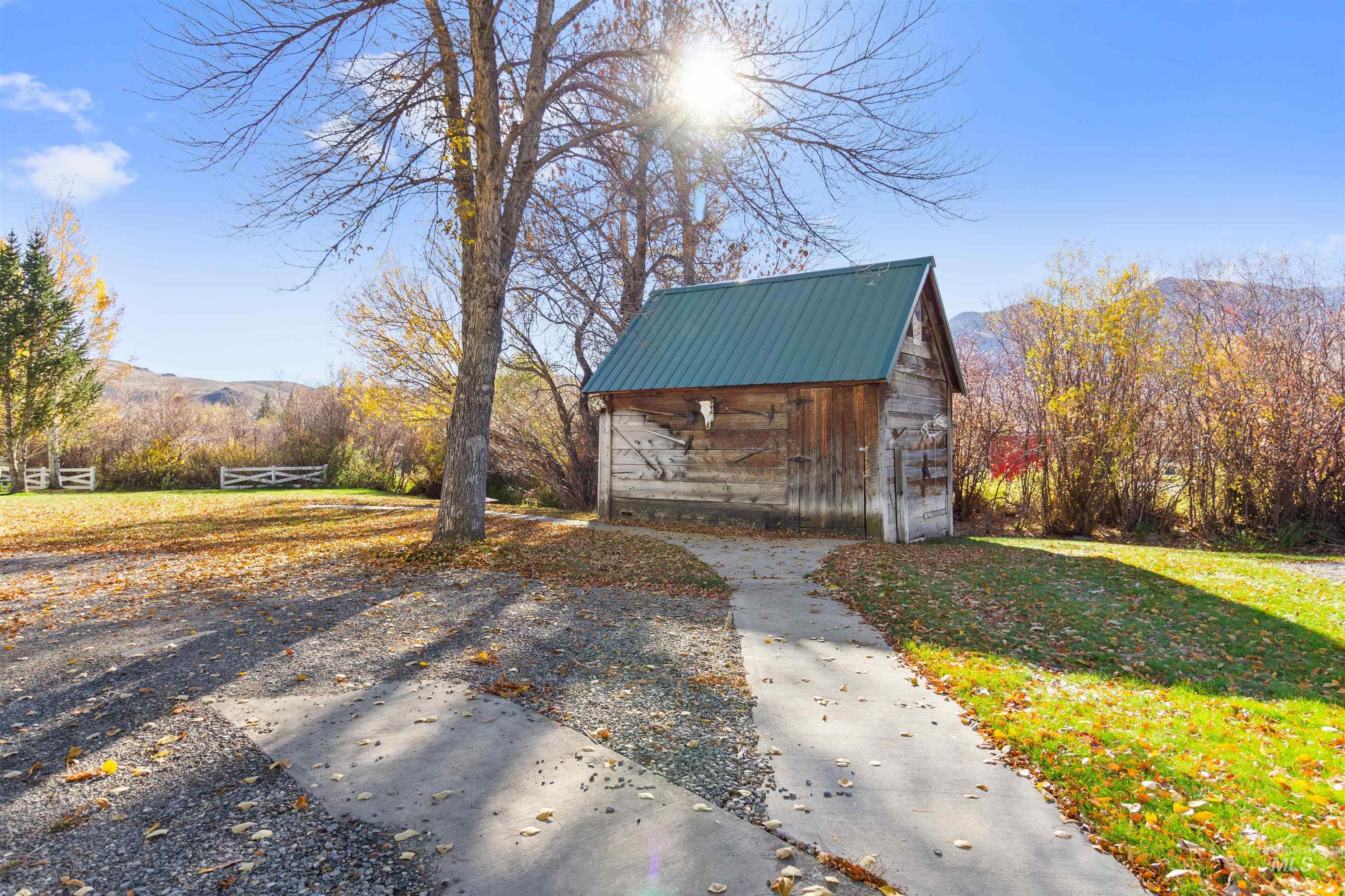 main property photo 44