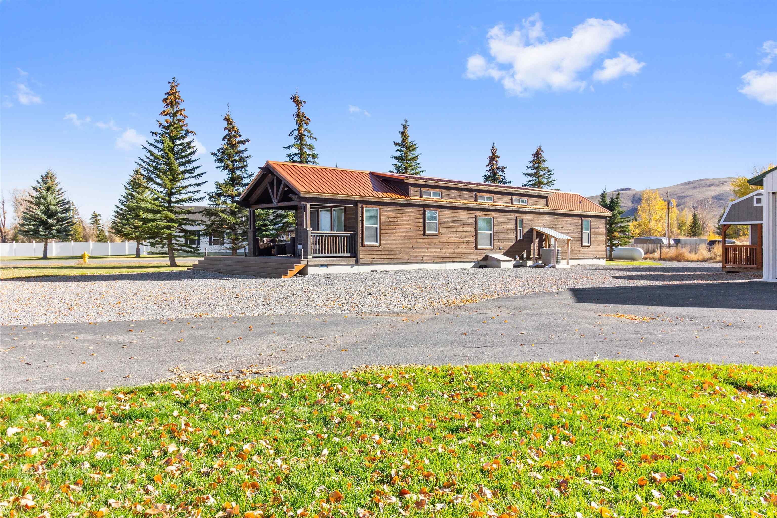 main property photo 45
