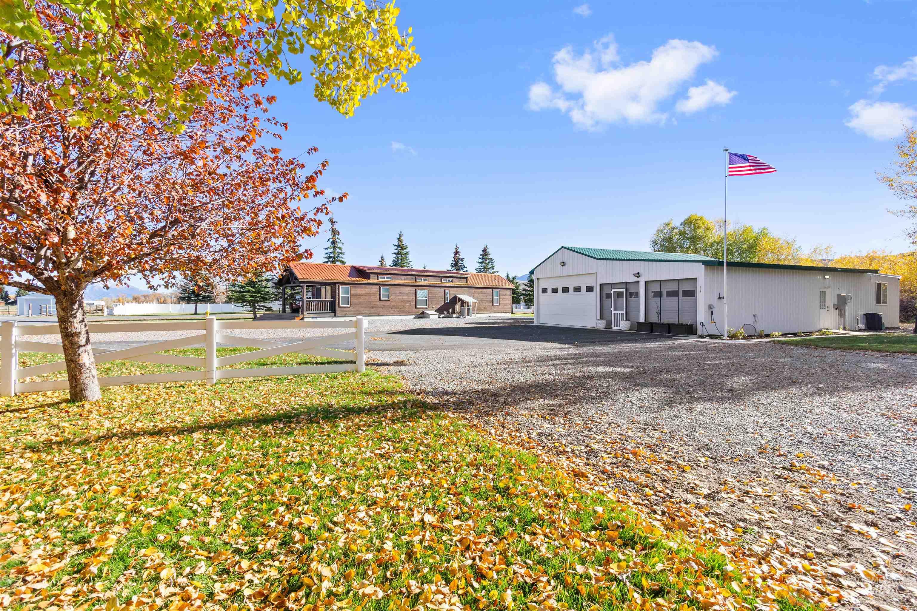 main property photo 6