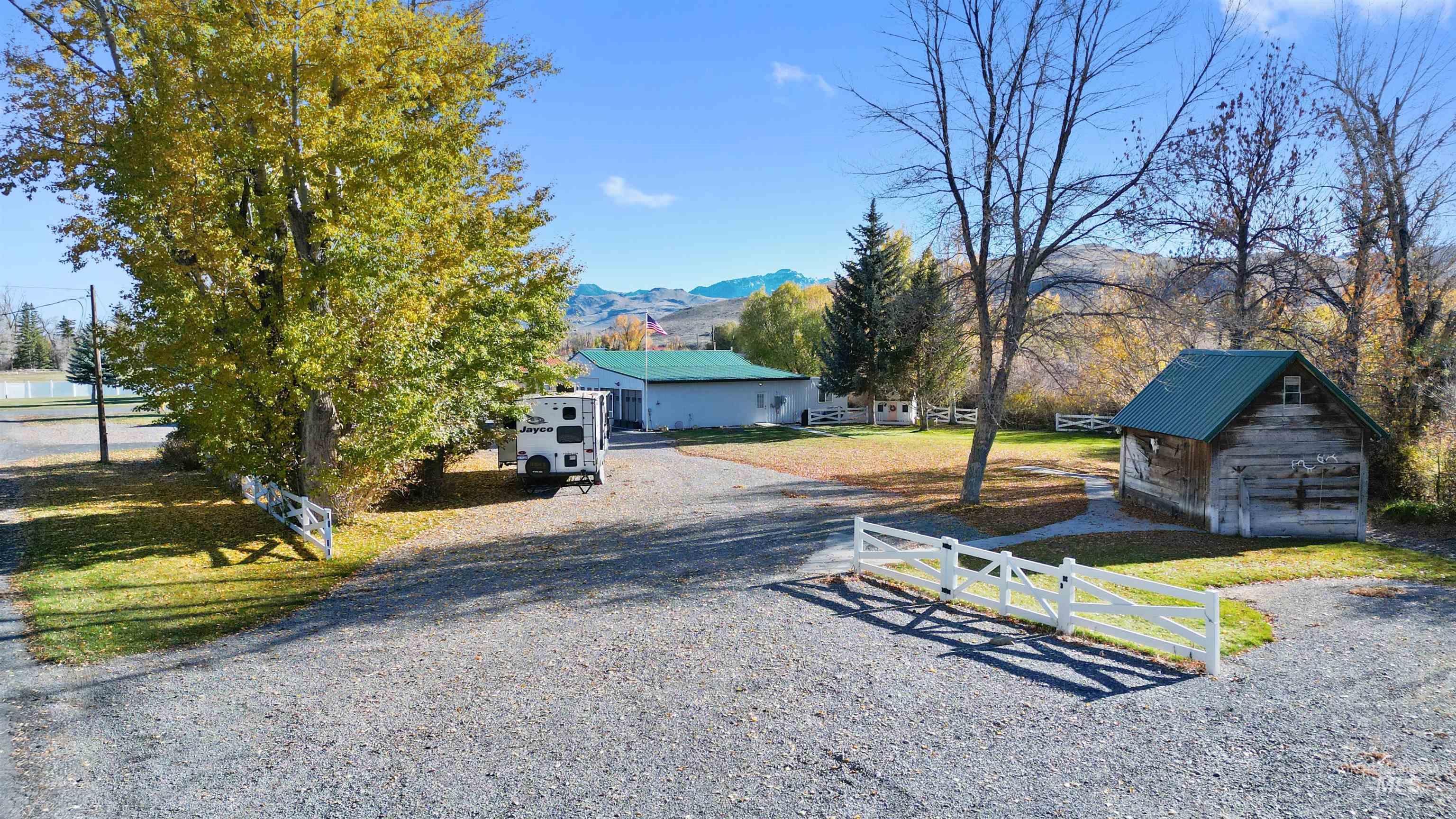 main property photo 9
