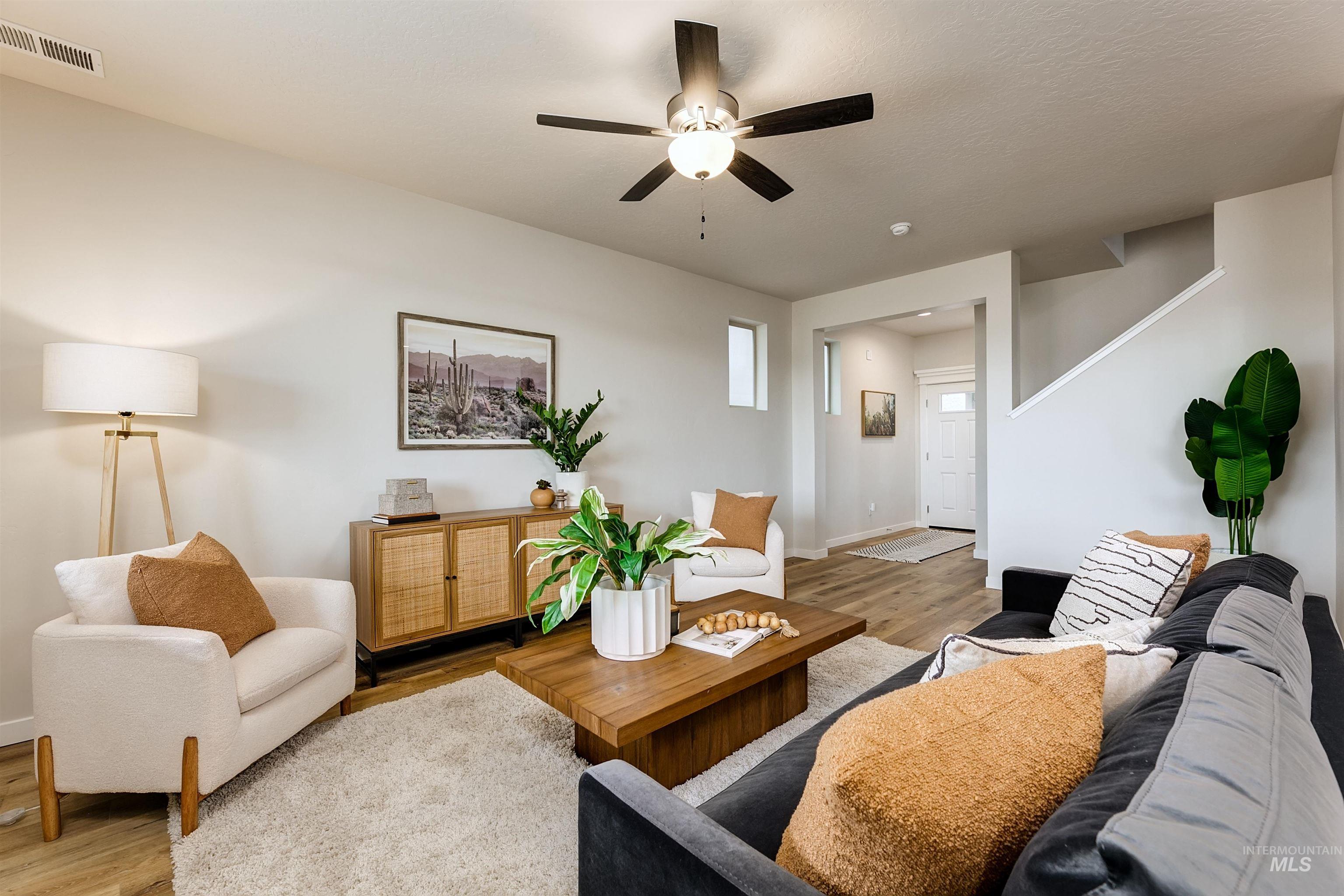property viewer photo 1