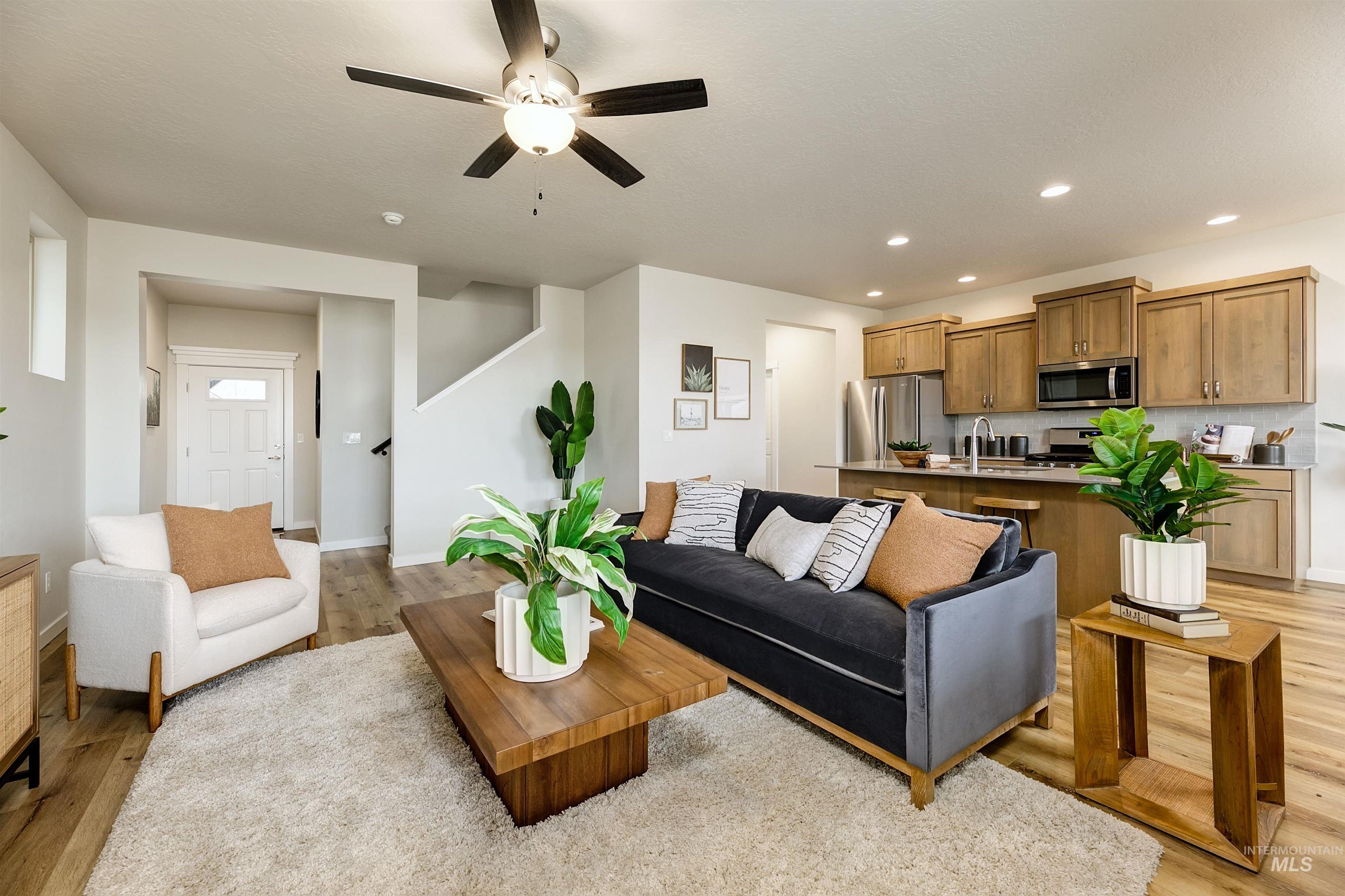 property viewer photo 10