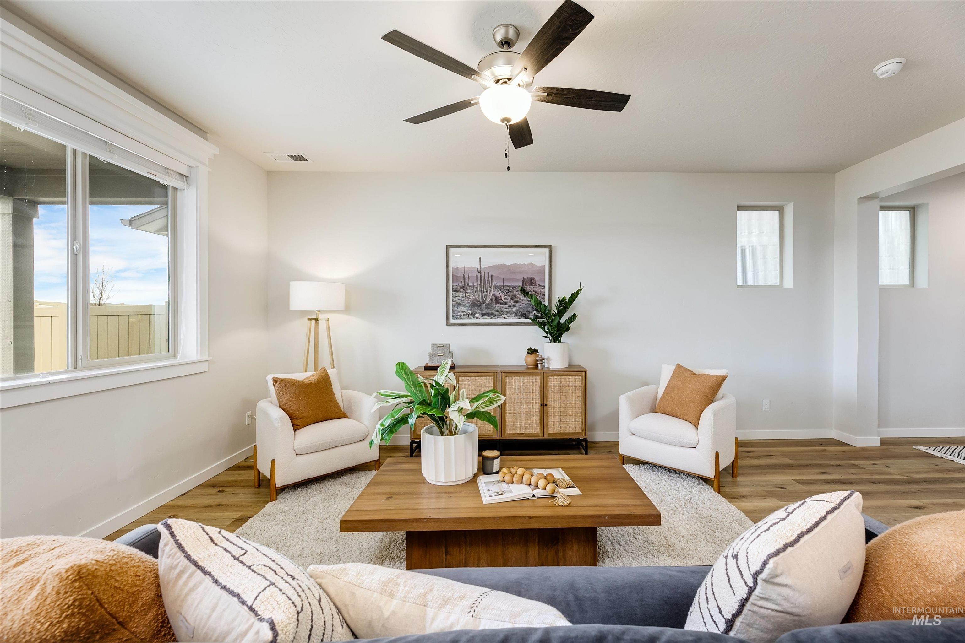property viewer photo 12