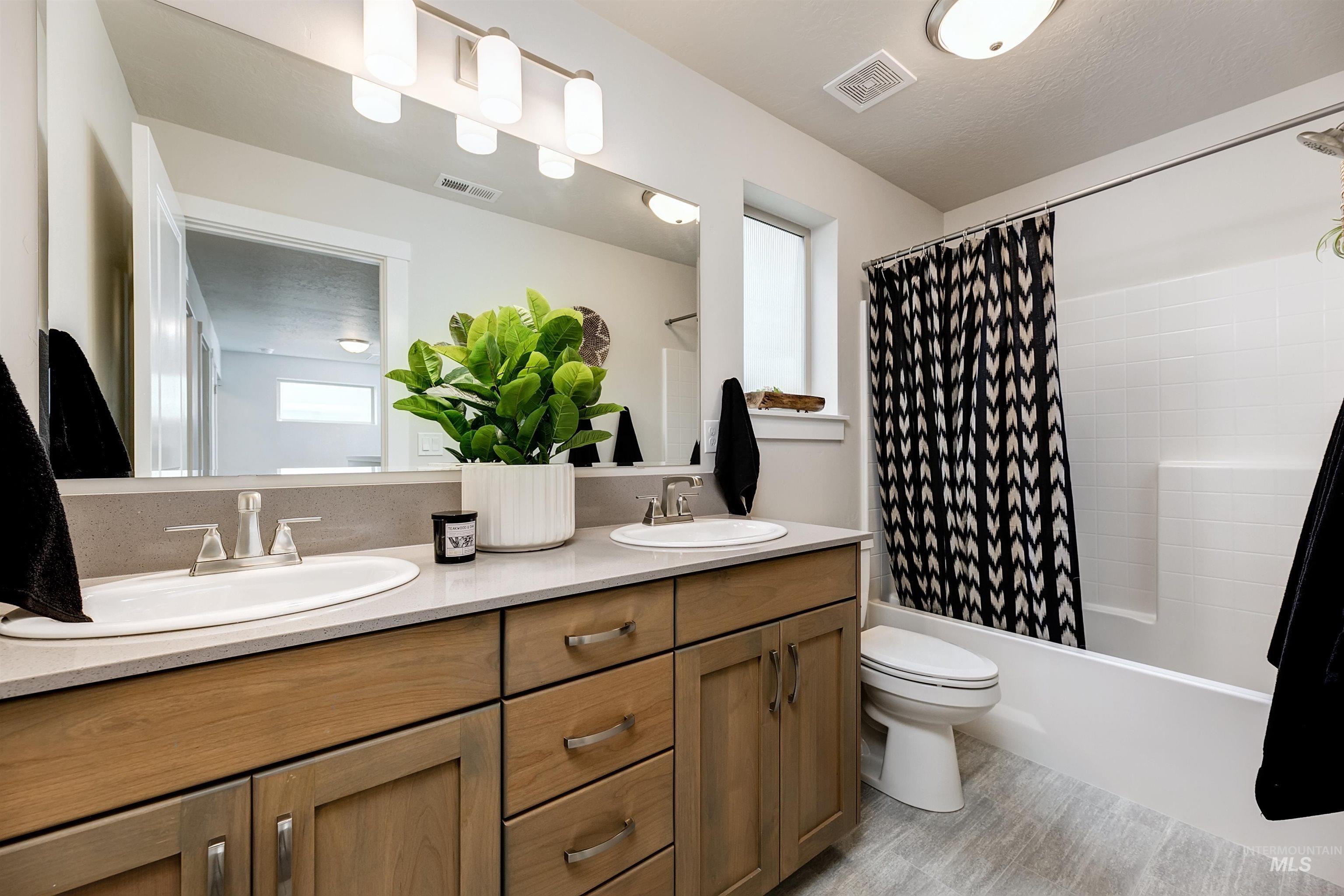property viewer photo 16