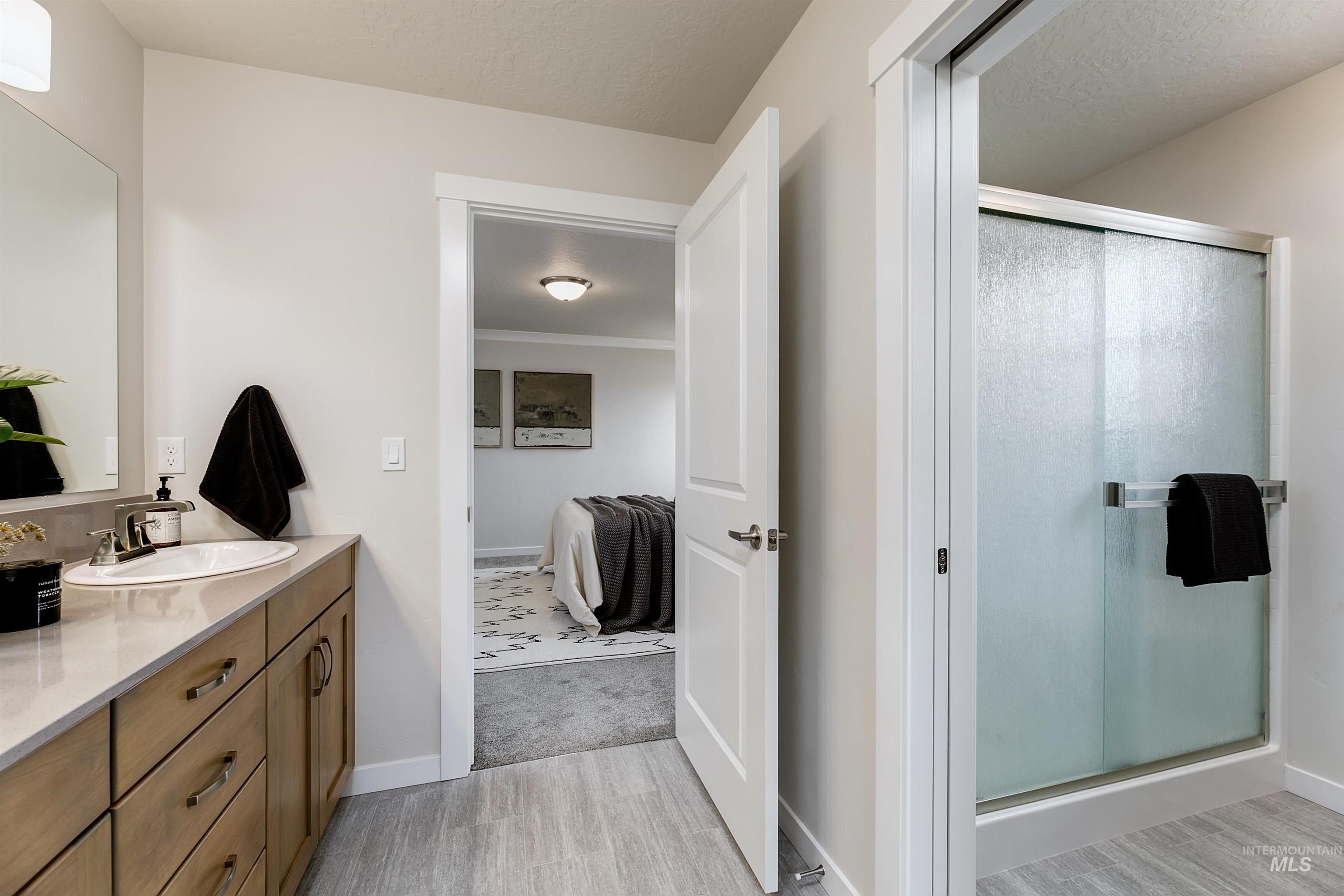 property viewer photo 20